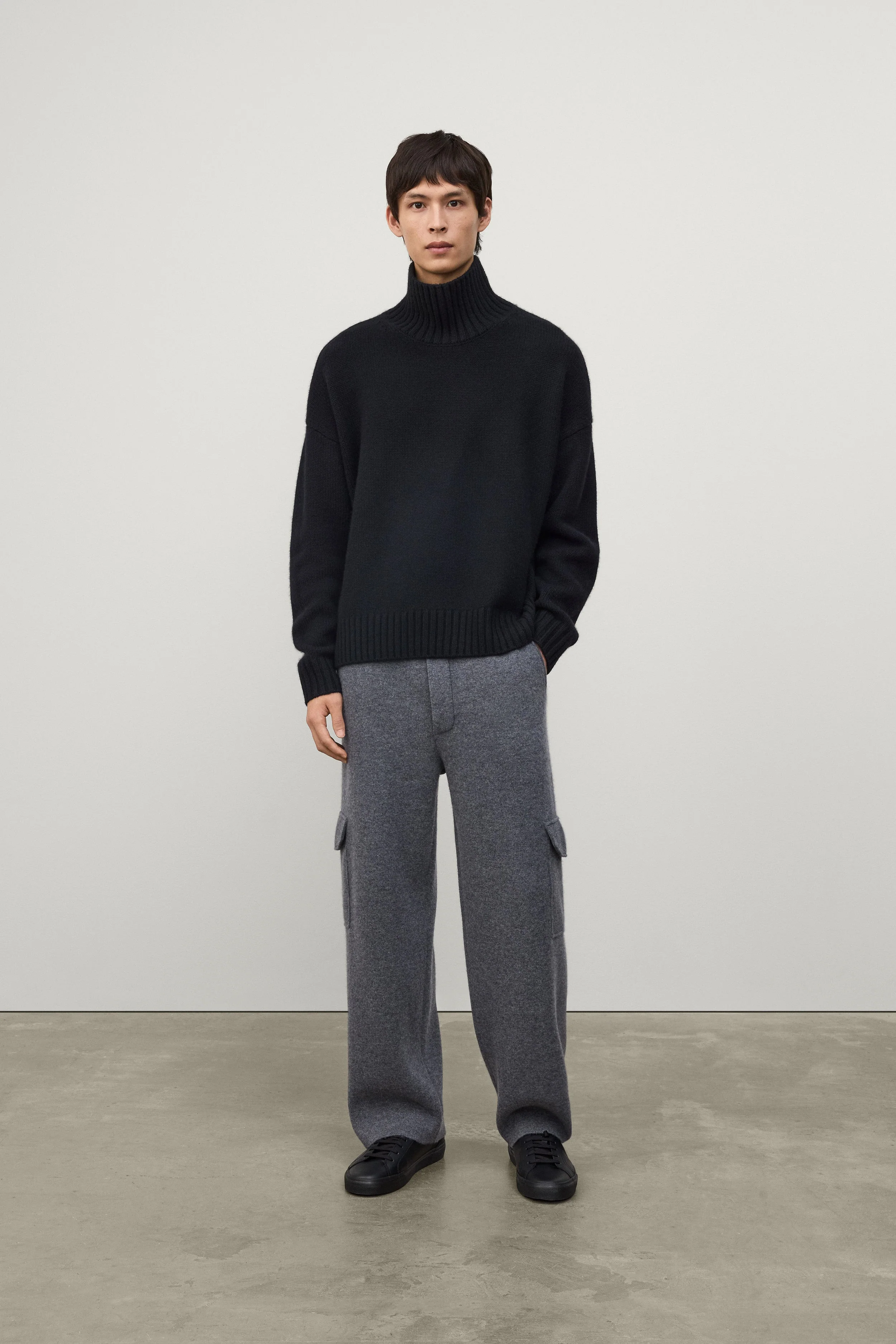 LISA YANG Olai Turtle Neck Sweater in Black