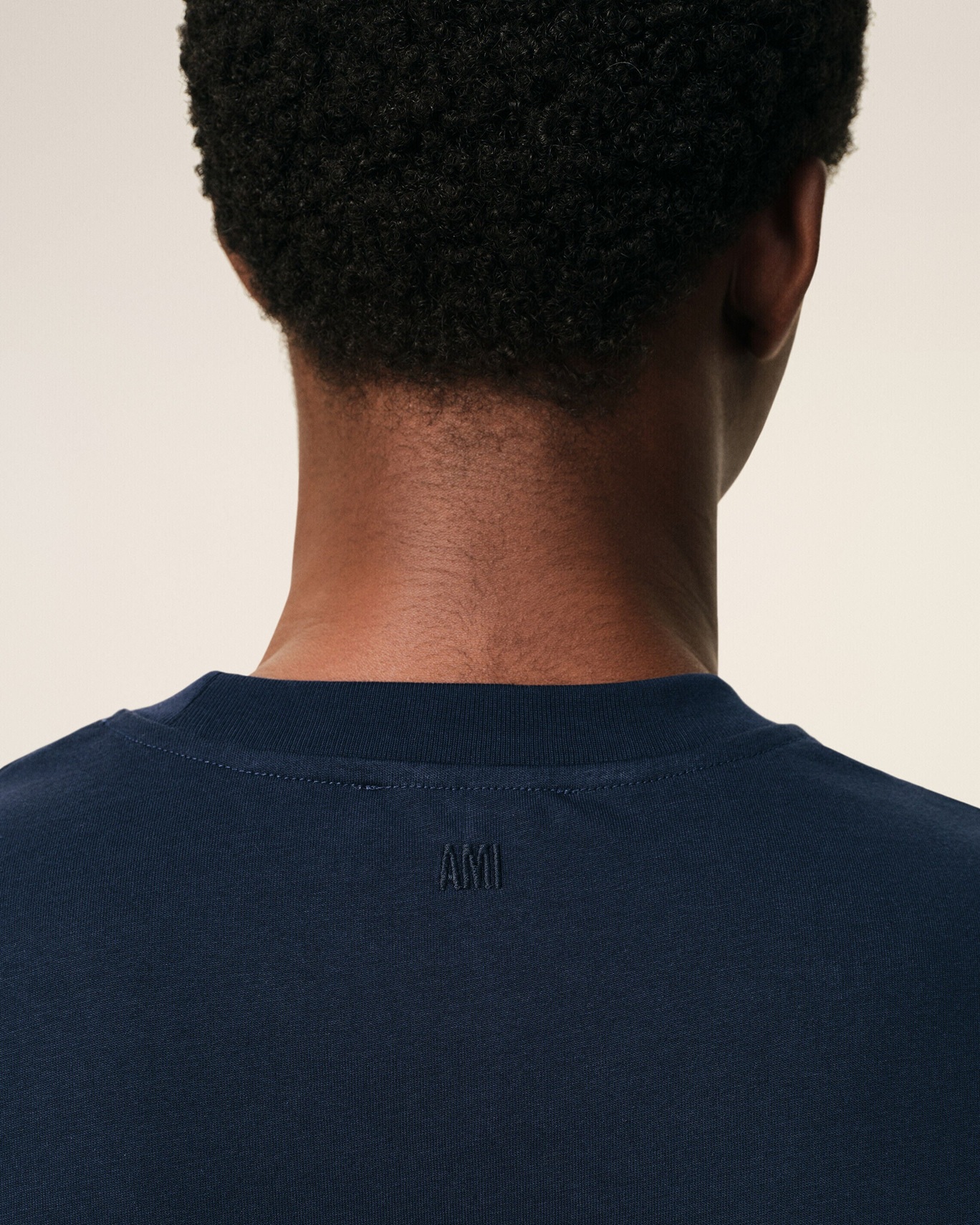 AMI PARIS de Coeur Classic Fit T-Shirt in Night Blue