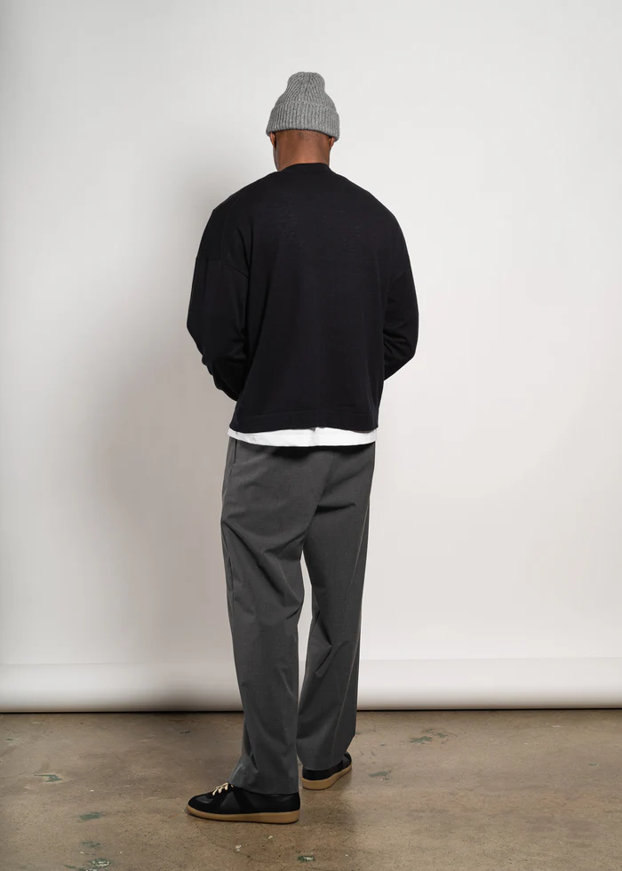 YACAIA Merino/Cashmere Sweater in Black YACAIA Merino/Cashmere Sweater in Black XL