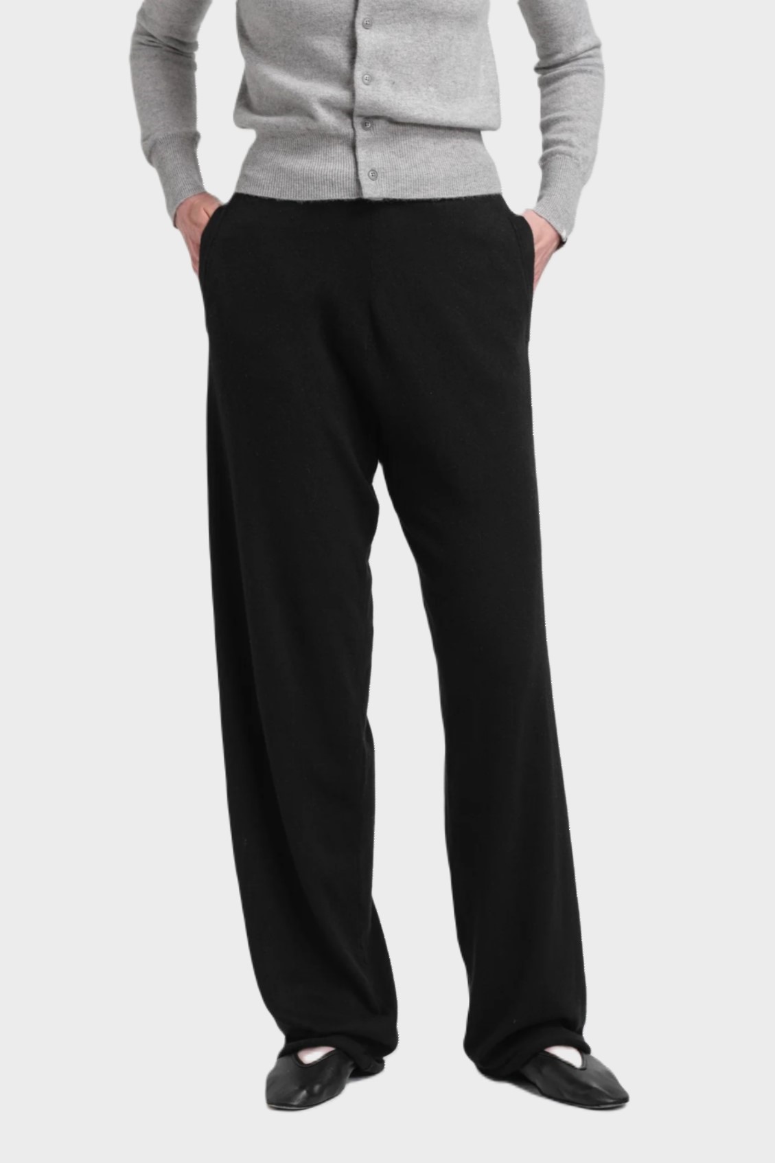 EXTREME CASHMERE Pant N°353 Relax in Raven