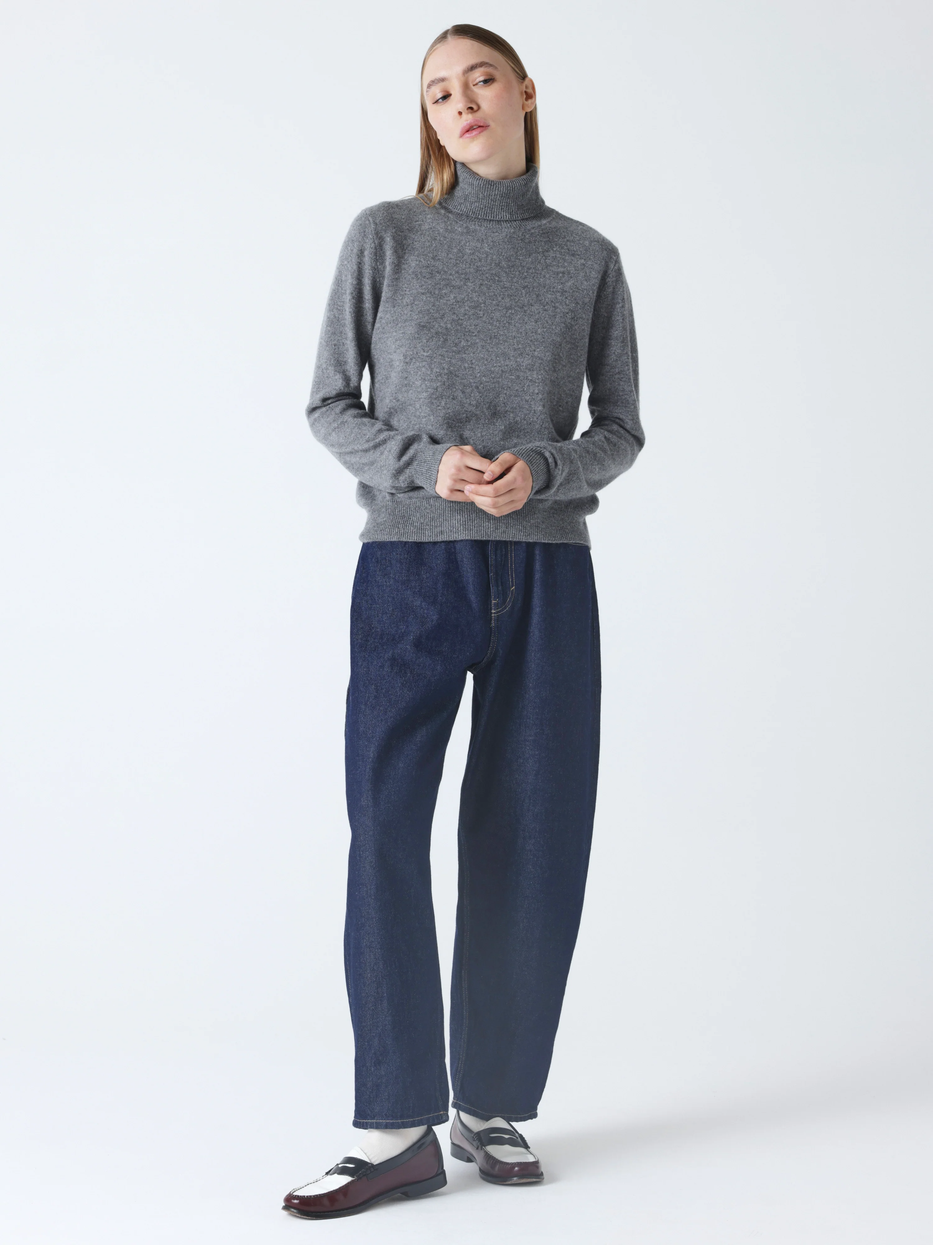 ABSOLUT CASHMERE Roll Neck Sweater in Dark Heather Grey