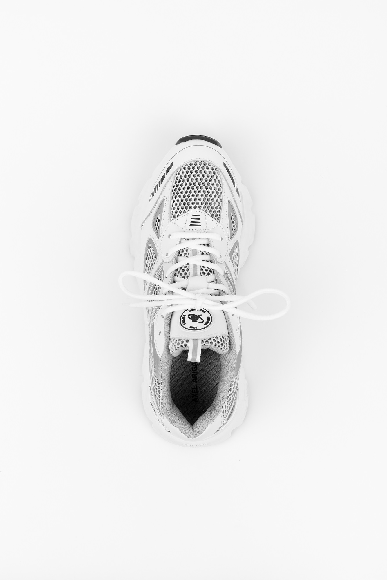 AXEL ARIGATO Marathon Runner in White/Silver 39