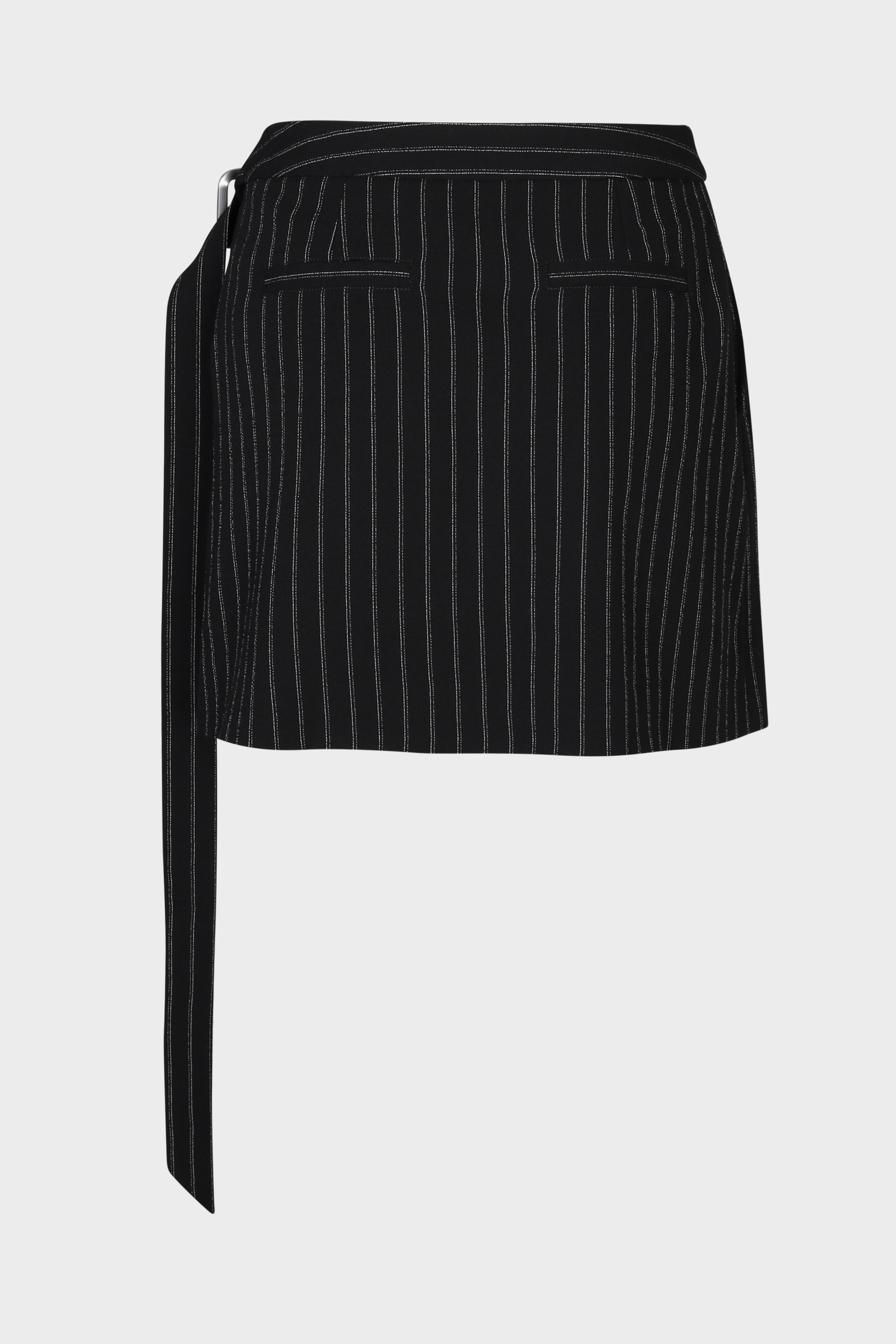 AMI PARIS Ray Mini Belted Skirt in Black/Chalk FR36 / DE34