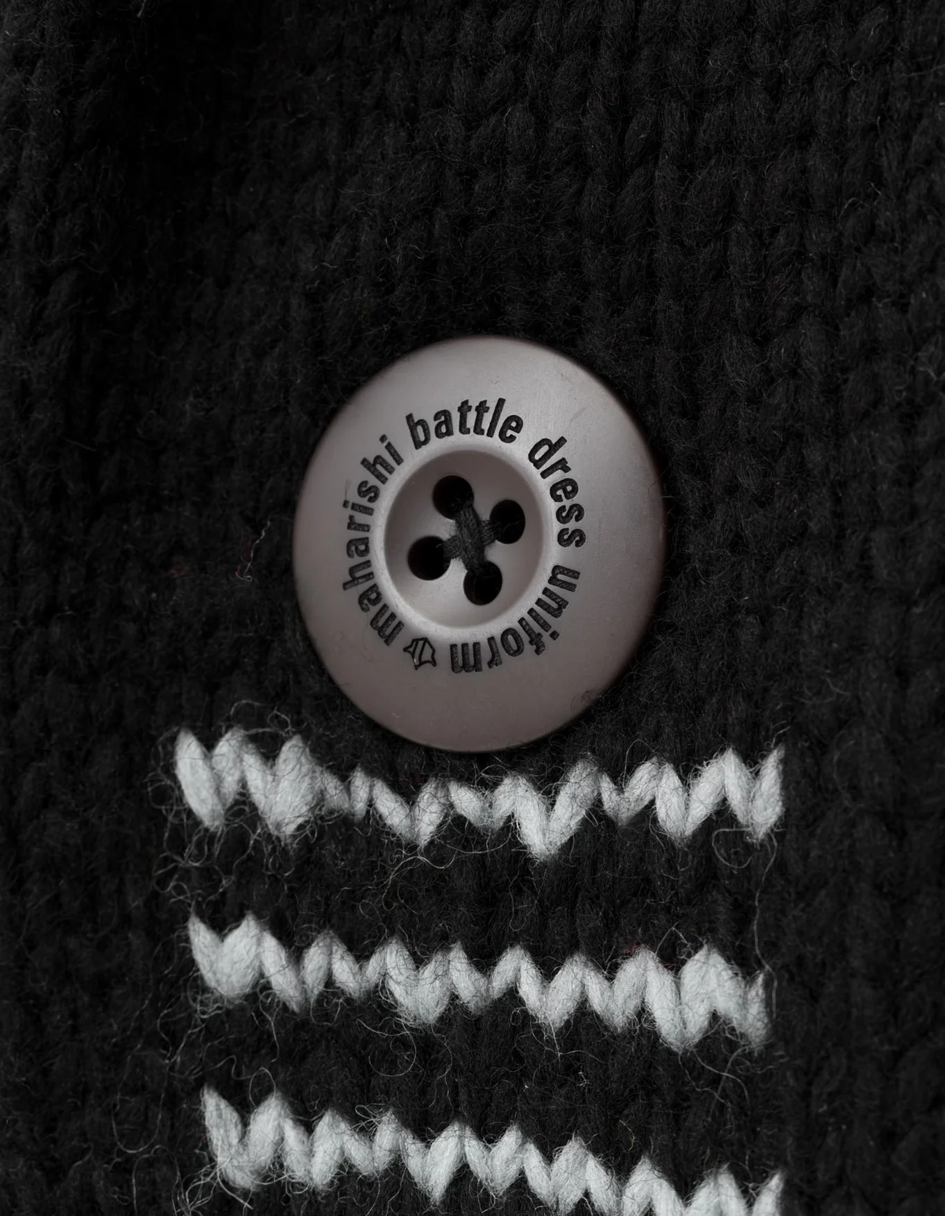 MAHARISHI 2217 Kanata Hand Knitted Cardigan in Black