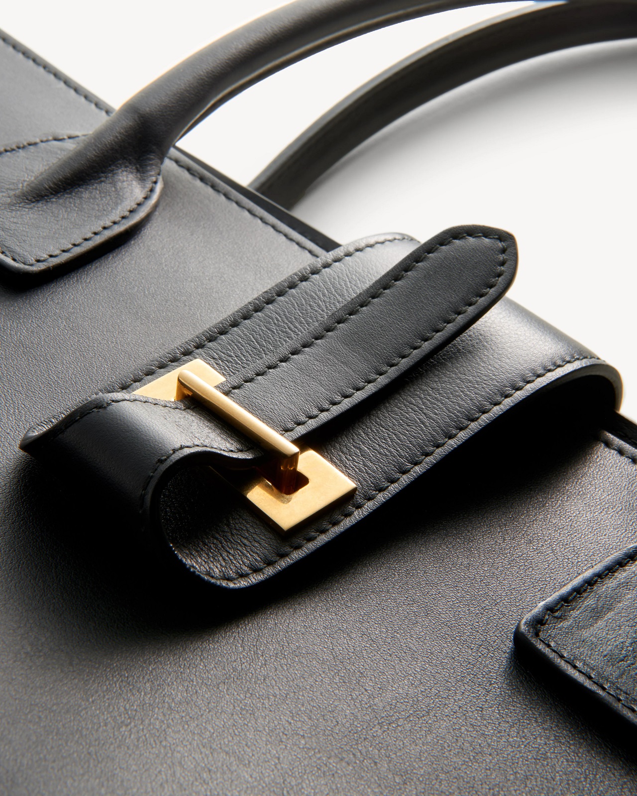 NILI LOTAN Lou Bag in Black Leather