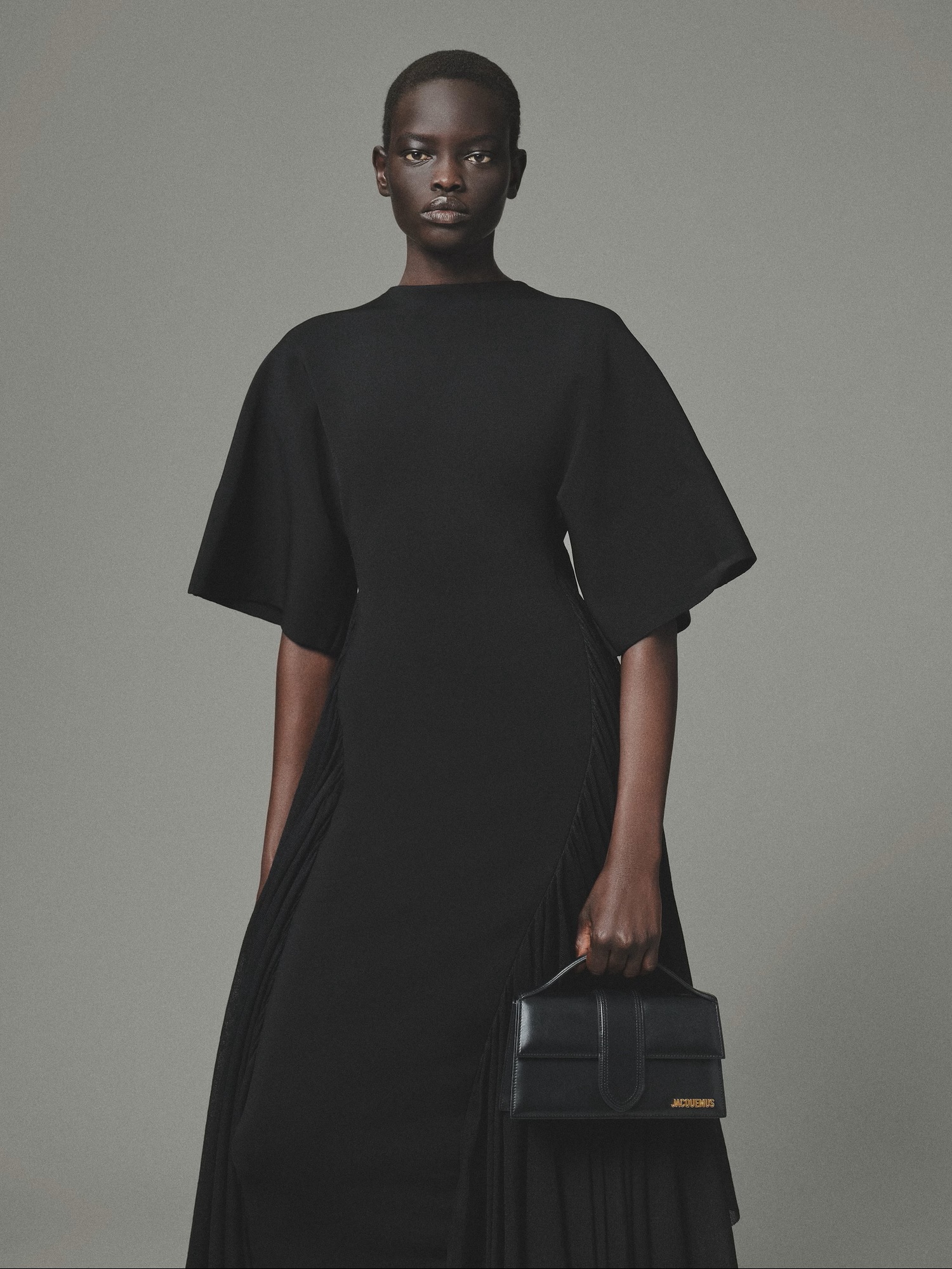JACQUEMUS The Big Bambino in Black/Gold