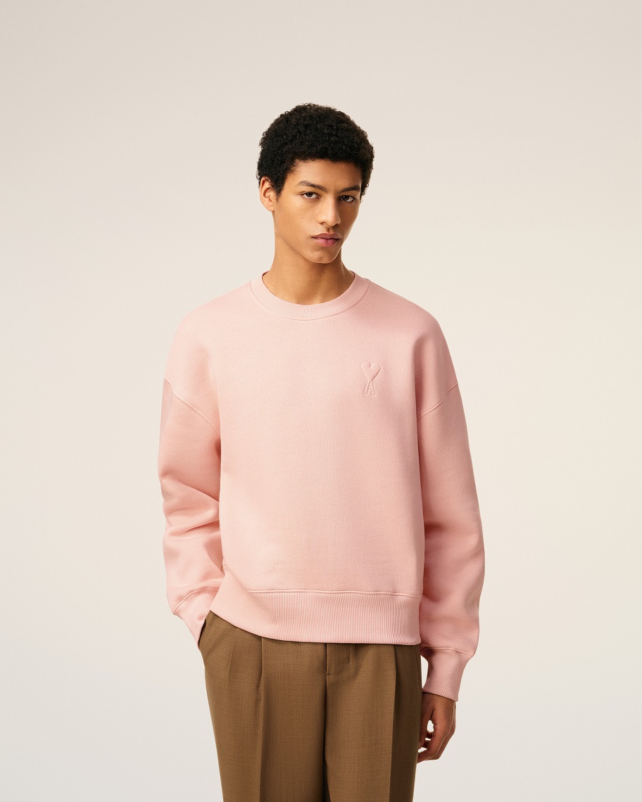 AMI PARIS de Coeur Embossed Sweatshirt in Powder