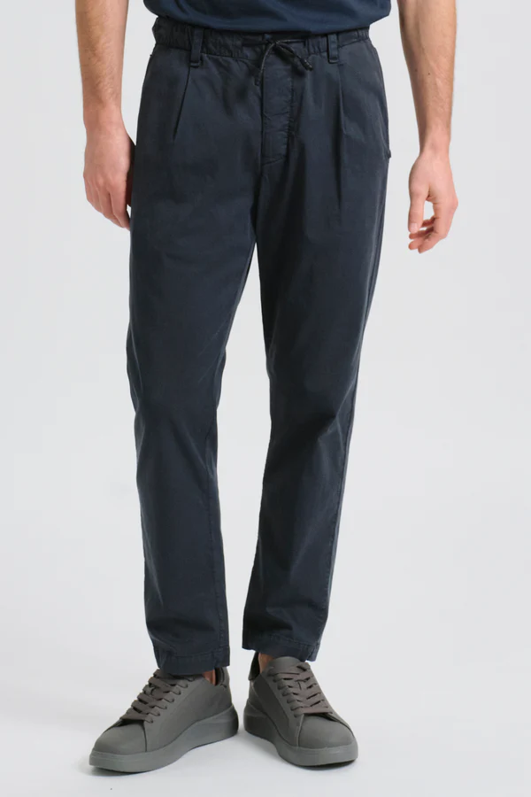 TRANSIT UOMO Fluidy Pant in Navy