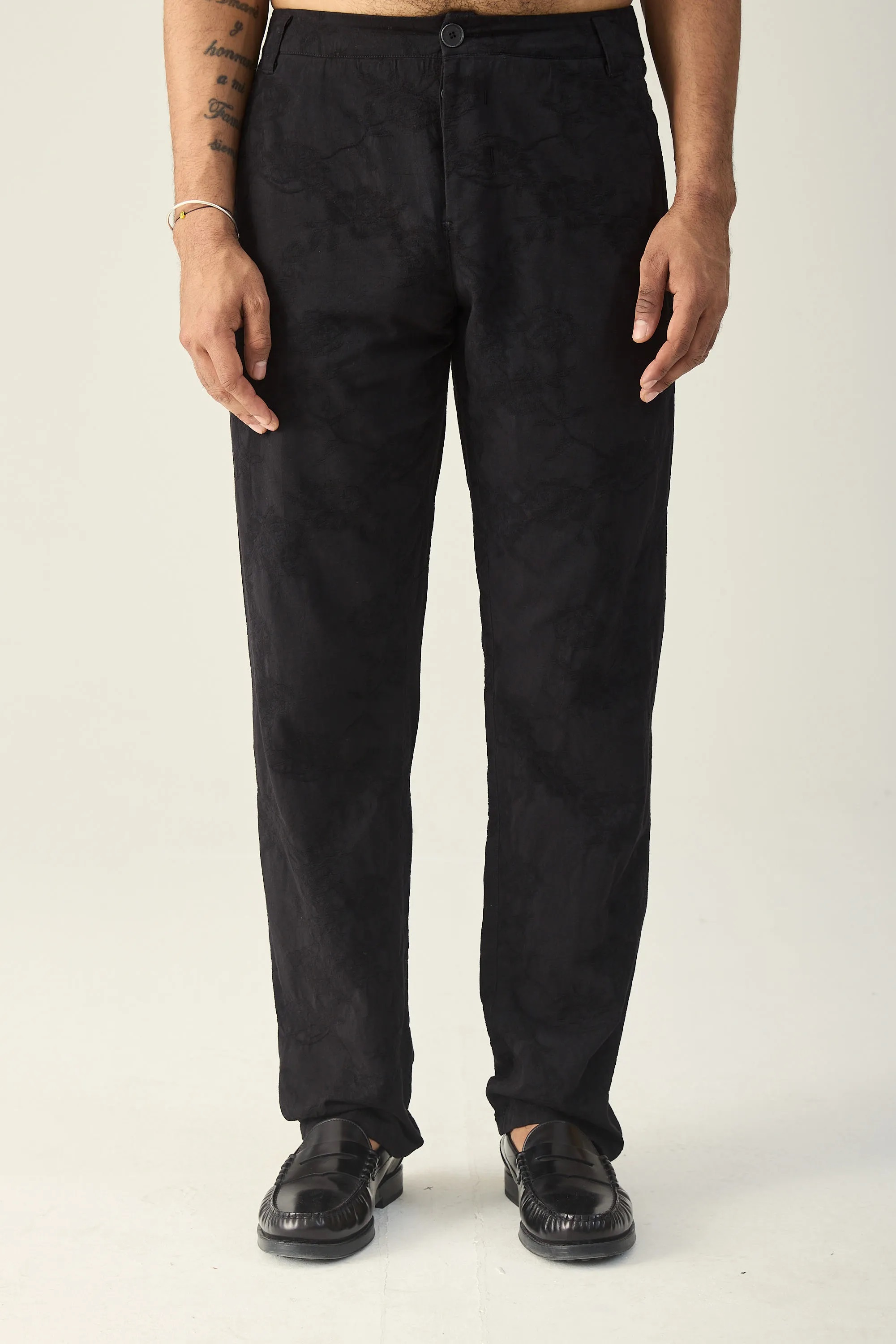 HANNIBAL. Embroidered Trouser Hannes in Black 50