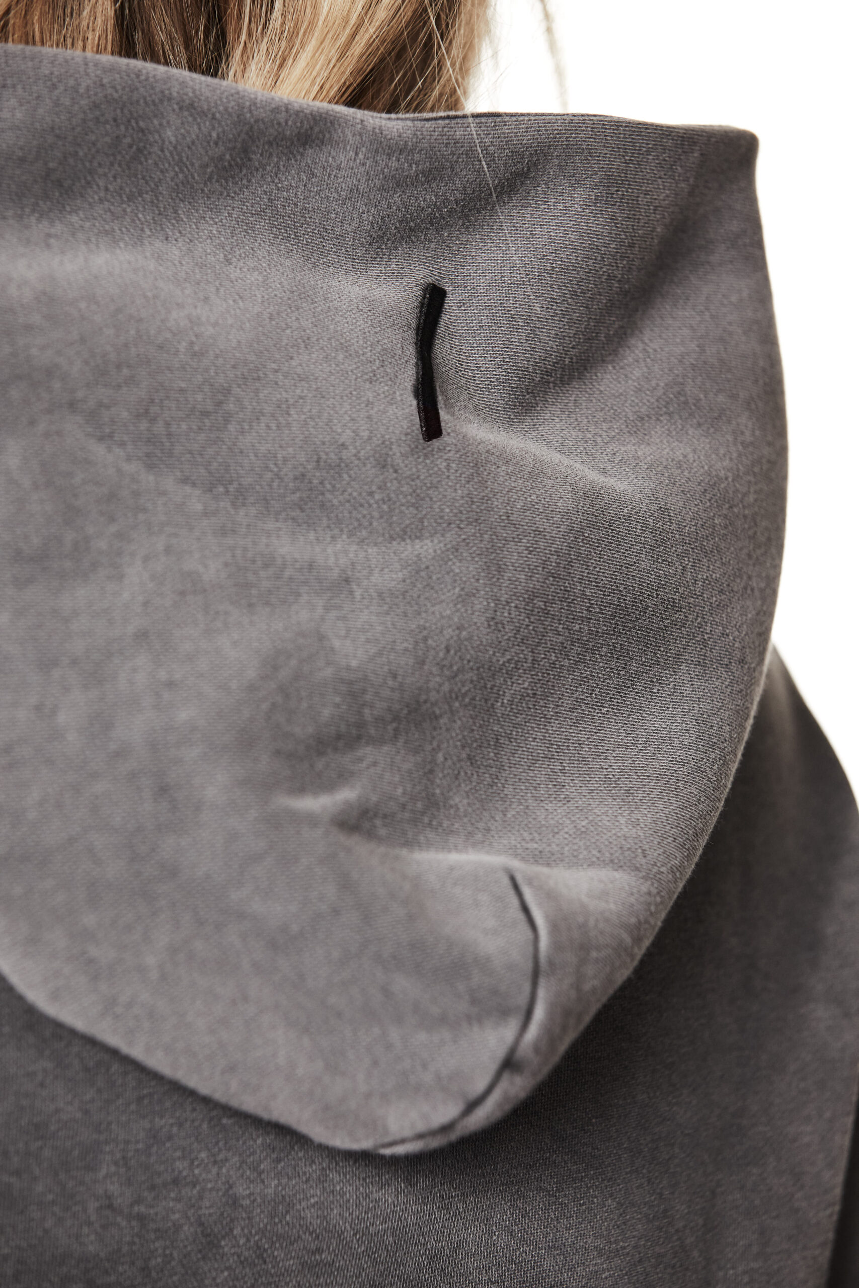 THOM KROM Cropped Hoodie in Used Grey