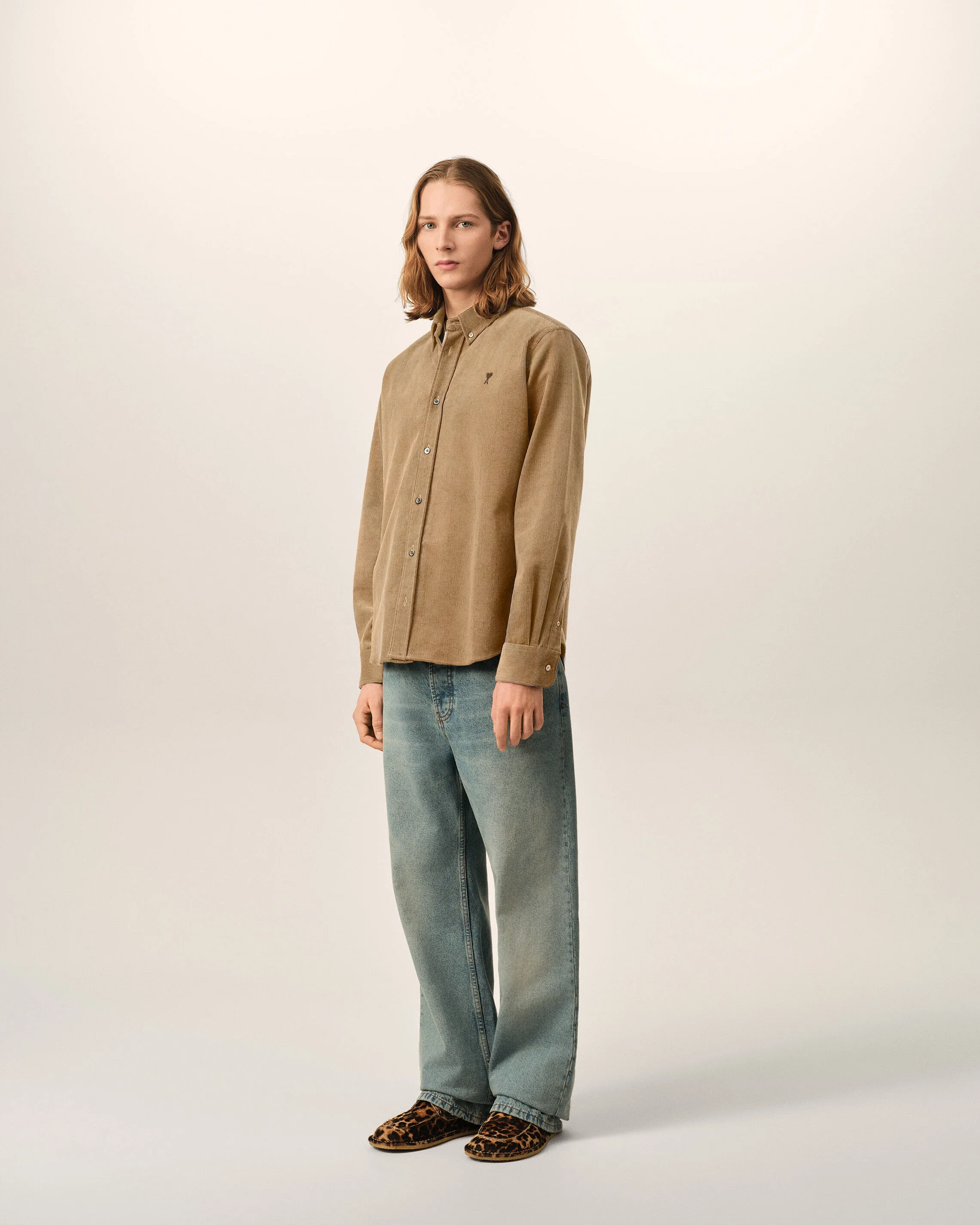 AMI PARIS de Coeur Corduroy Shirt in Mastic Beige