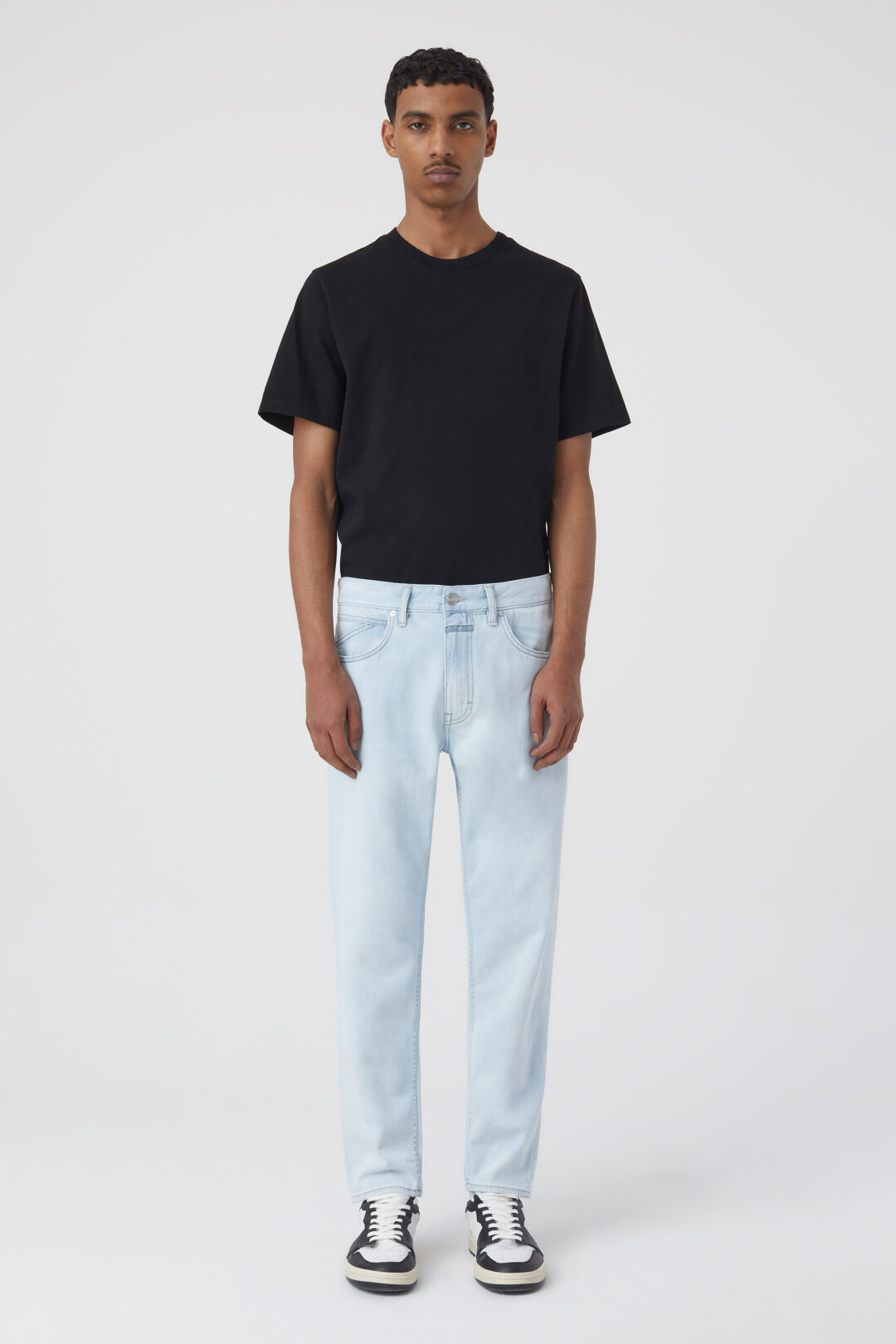 CLOSED Cooper Tapered Jeans in Light Blue