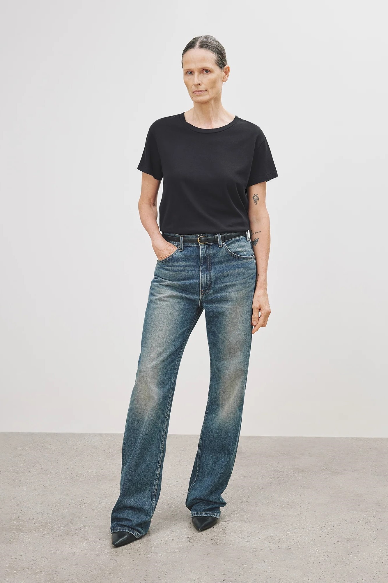 NILI LOTAN Brady T-Shirt in Navy L