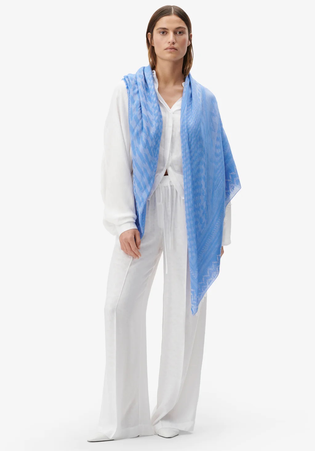 LALA BERLIN Scarf Arian in Light Horizon Blue