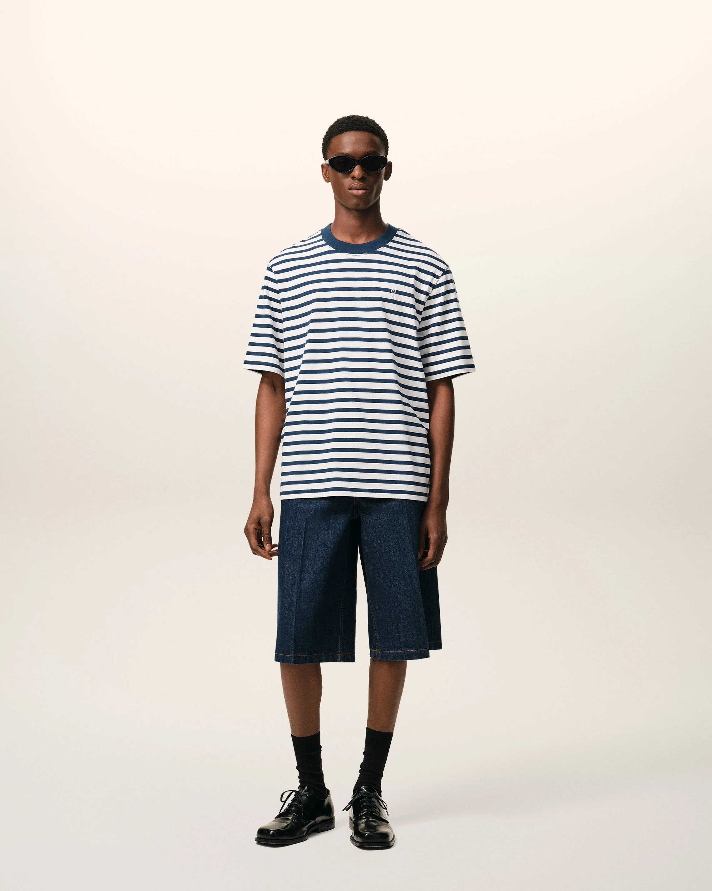 AMI PARIS de Coeur Marinière Boxy Fit T-Shirt in Ink/White