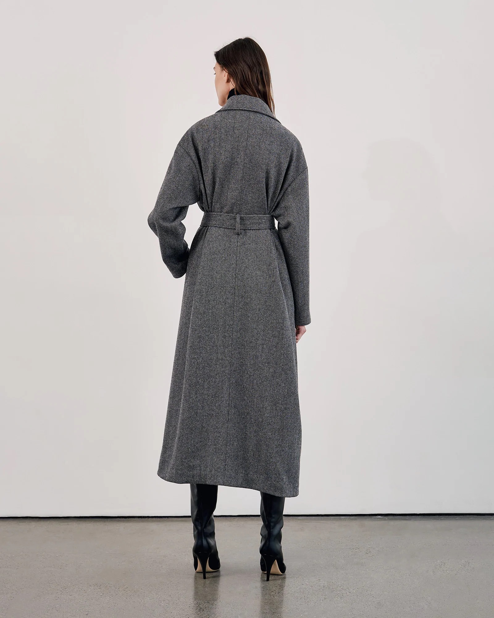NILI LOTAN Clemence Wrap Coat in Charcoal