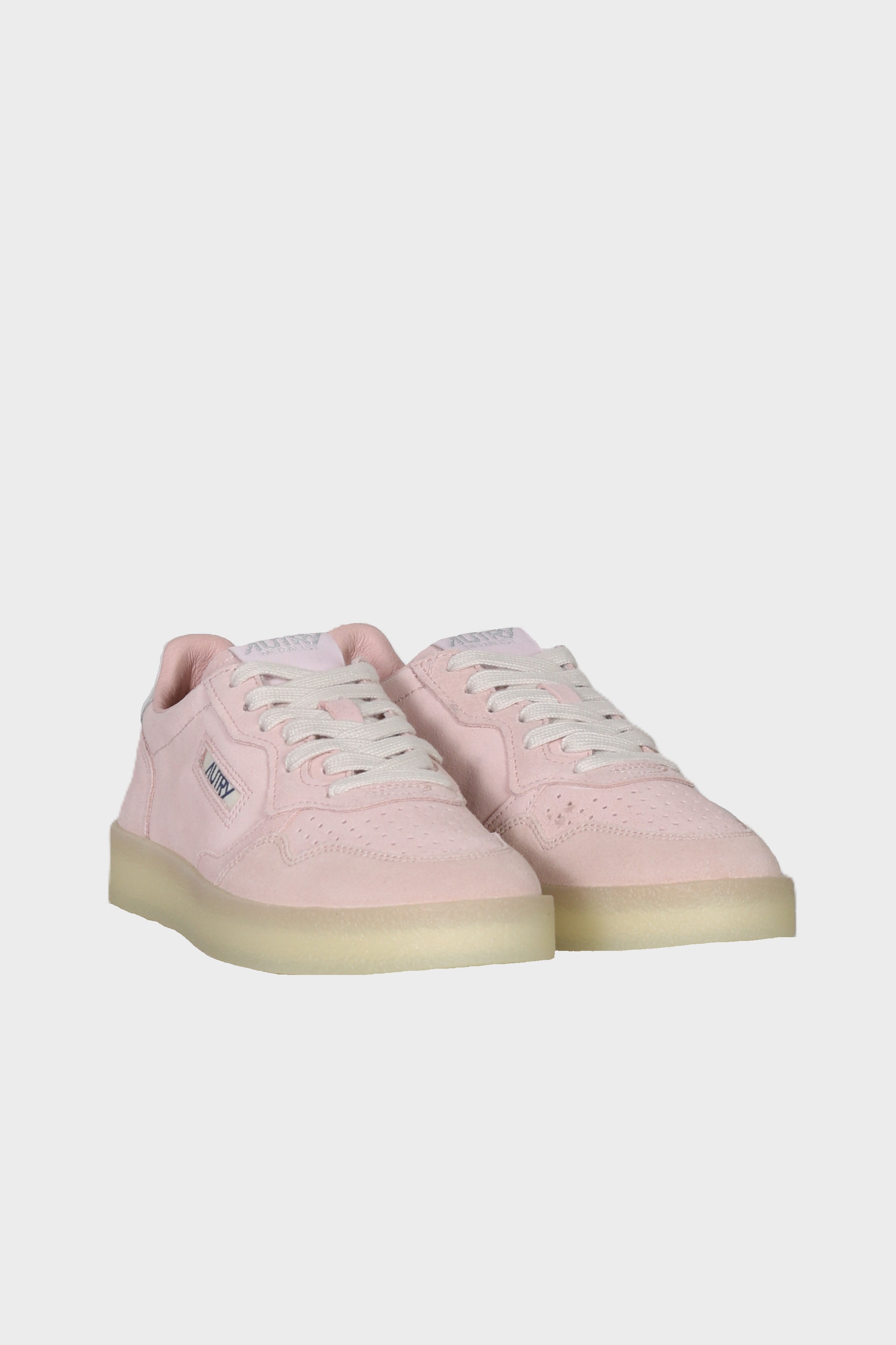 AUTRY ACTION SHOES Medalist Low Sneaker in Suede Pink/Silver