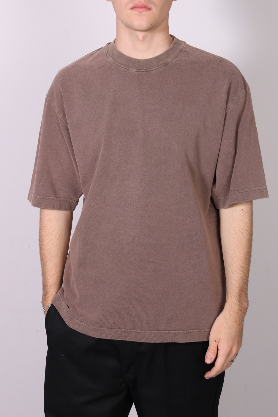 ACNE STUDIOS Vintage T-Shirt in Dark Brown