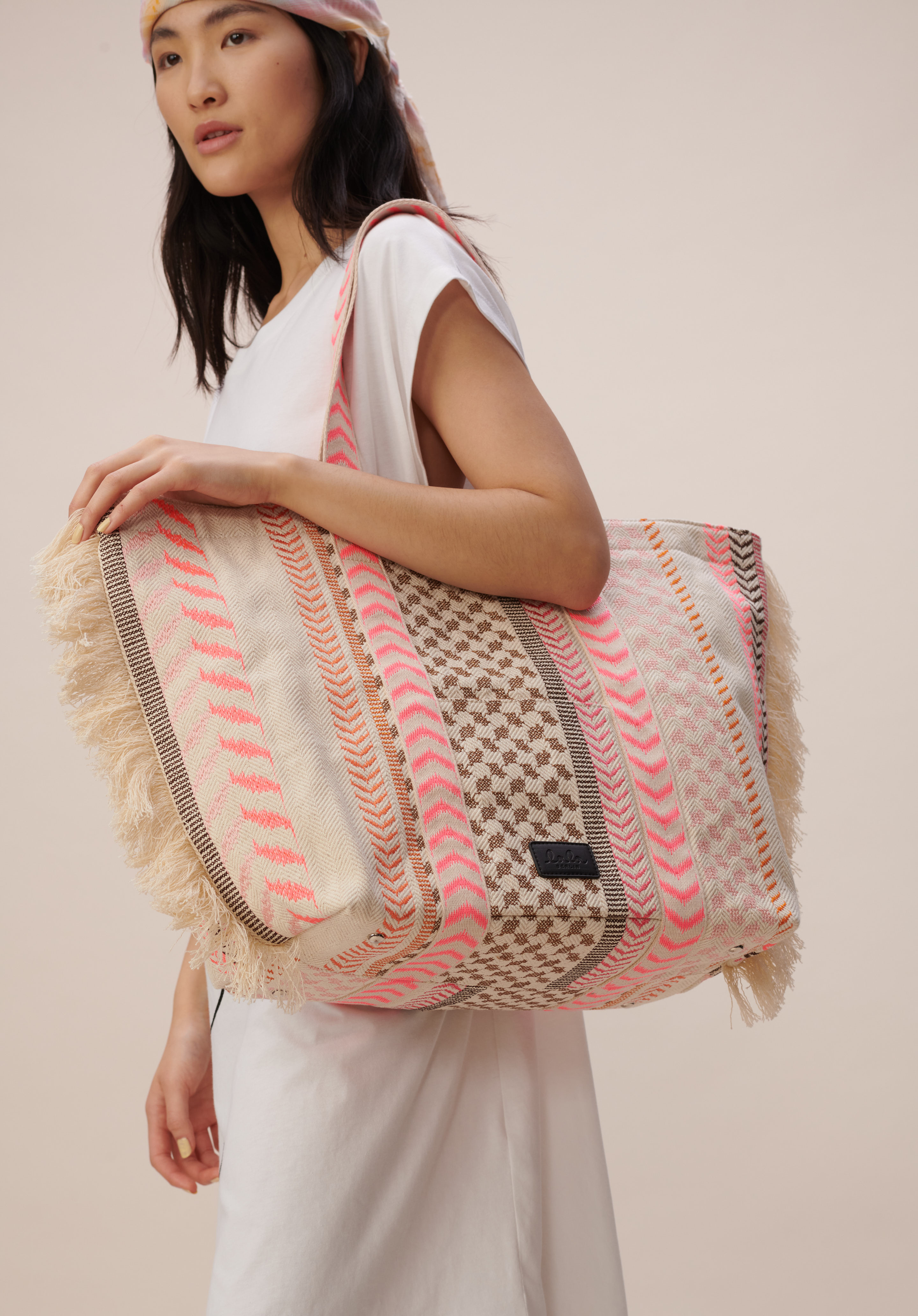 Lala Berlin East West Tote Marissa in Neon X-Stitch