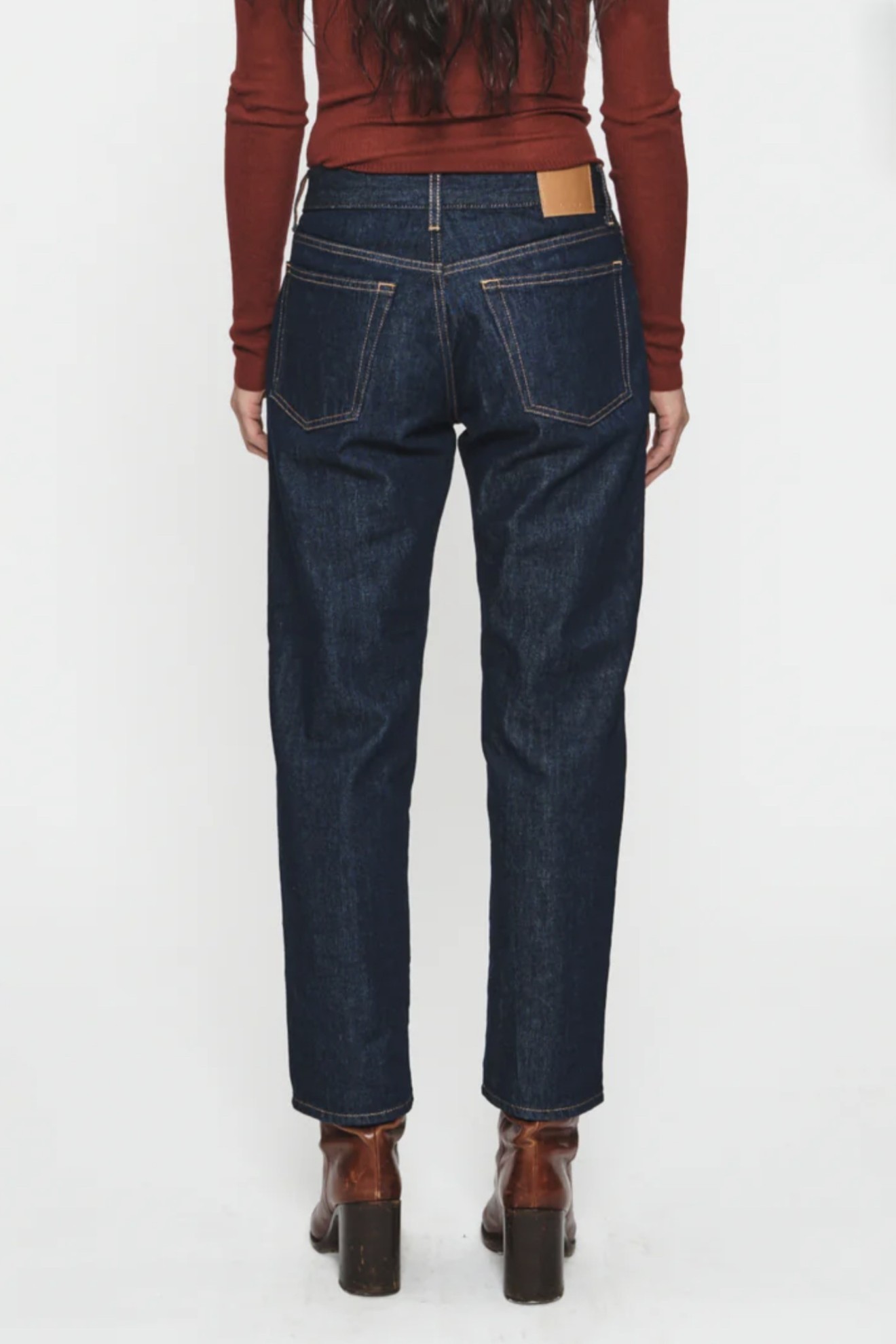 6397 Low Rise Cropped Jeans in Rinsed Raw