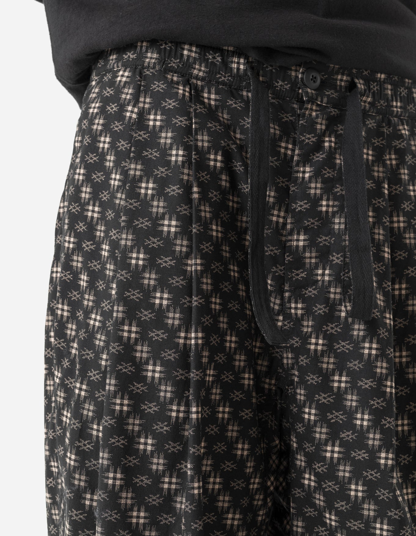MAHARISHI 7323 Kasuri Loose Track Pant in Black