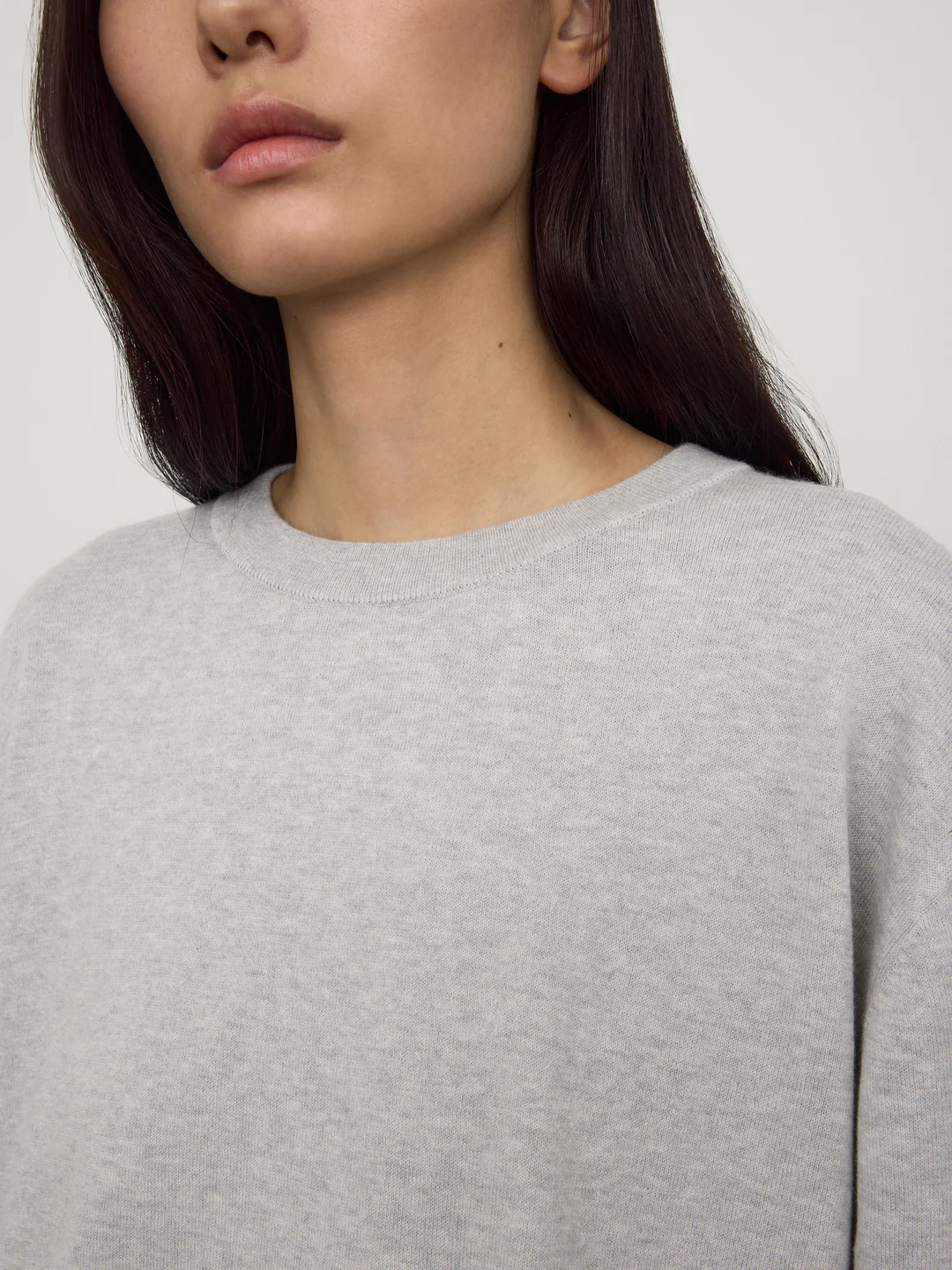 LISA YANG Rubie Cotton Cashmere T-Shirt in Grey LISA YANG Rubie Cotton Cashmere T-Shirt in Grey