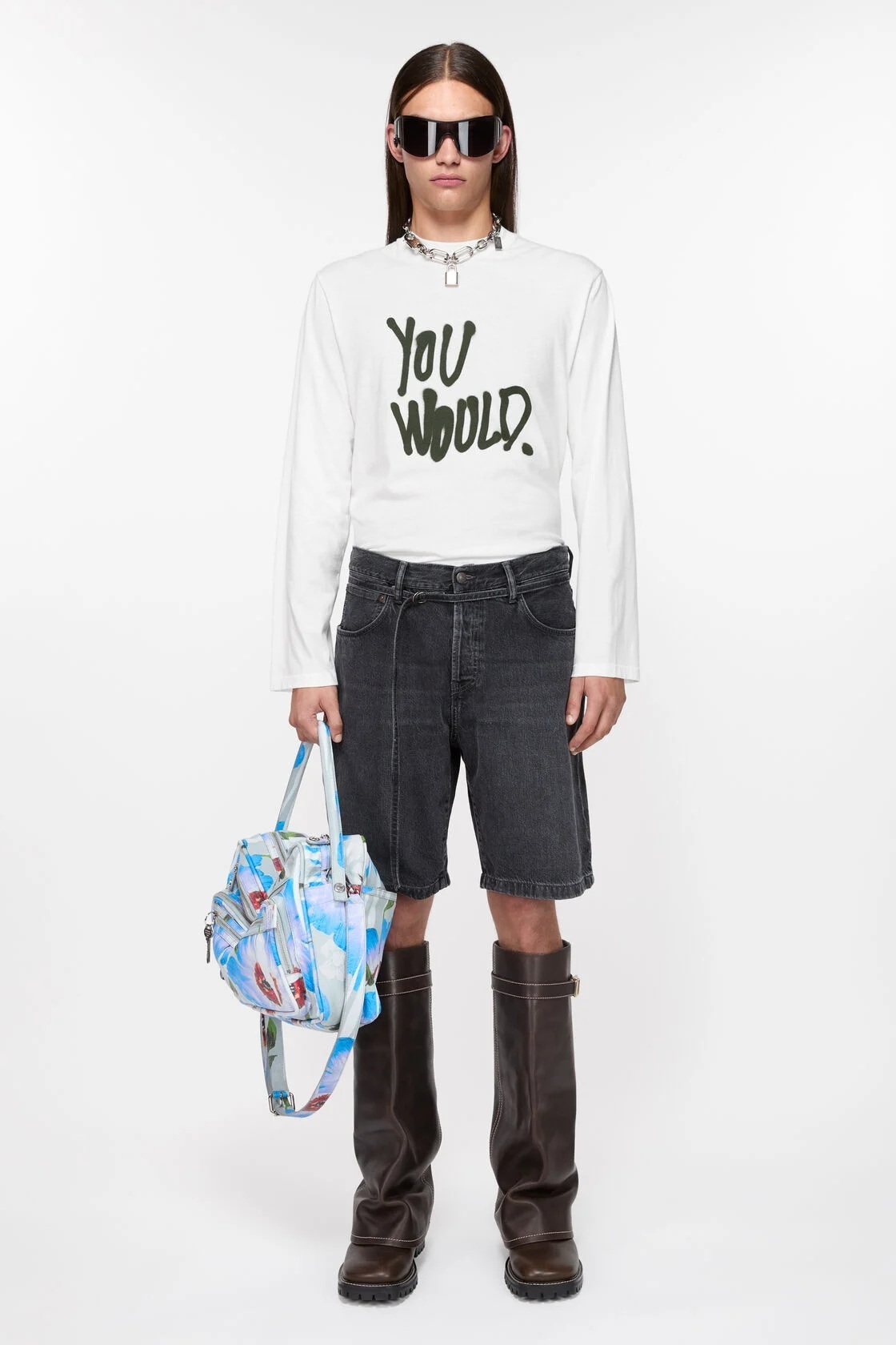 ACNE STUDIOS 1991 Toj Jeans Shorts in Washed Black