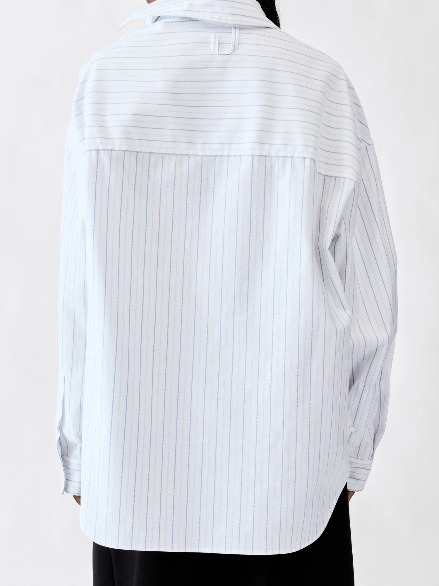 JACQUEMUS Cuadro Stripe Shirt in White/Blue