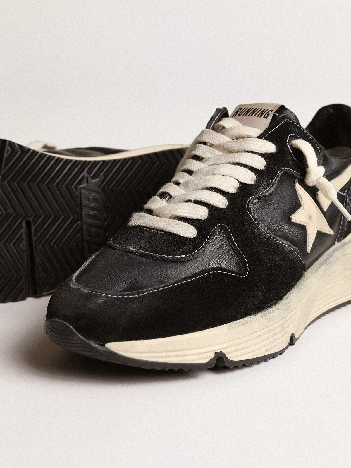 GOLDEN GOOSE Running in Black/White