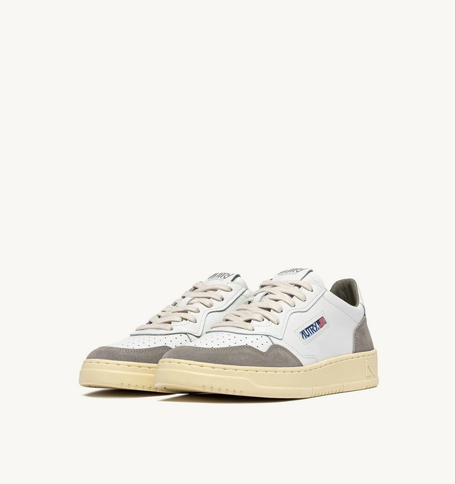 AUTRY ACTION SHOES Medalist Low Sneaker Leather/Suede/White/Vapor