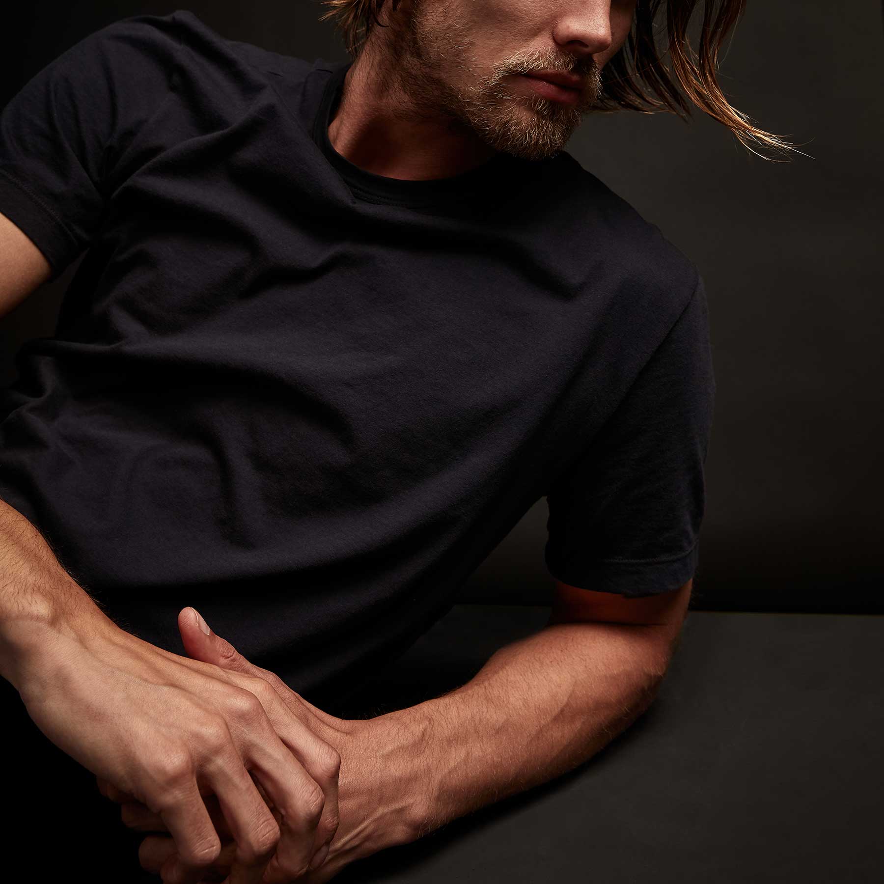 JAMES PERSE Crewneck T-Shirt in Navy S/1