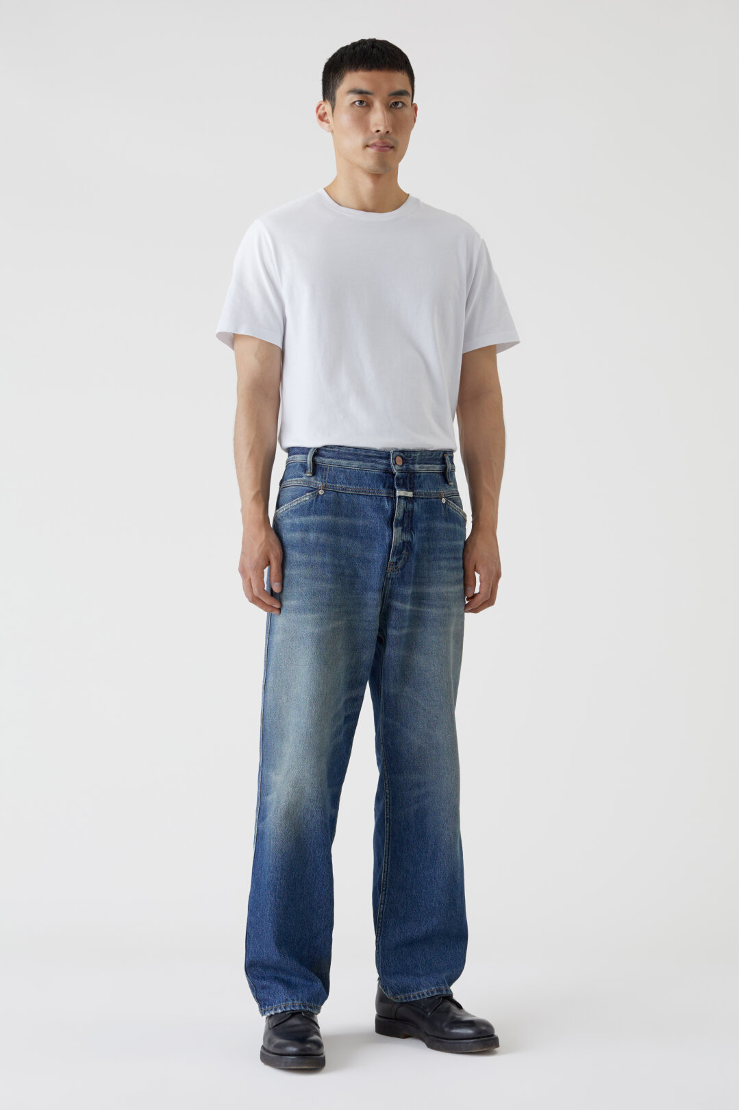 CLOSED X-Treme Loose Jeans in Mid Blue