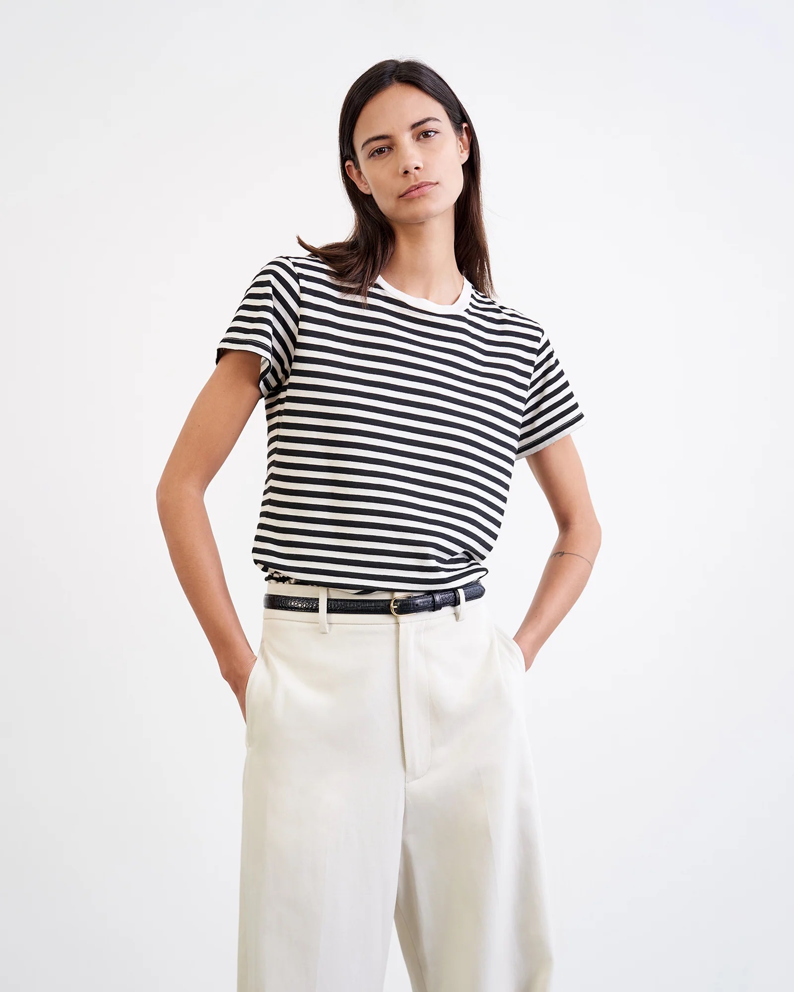 NILI LOTAN Lana Crewneck T-Shirt in Black/Ivory L