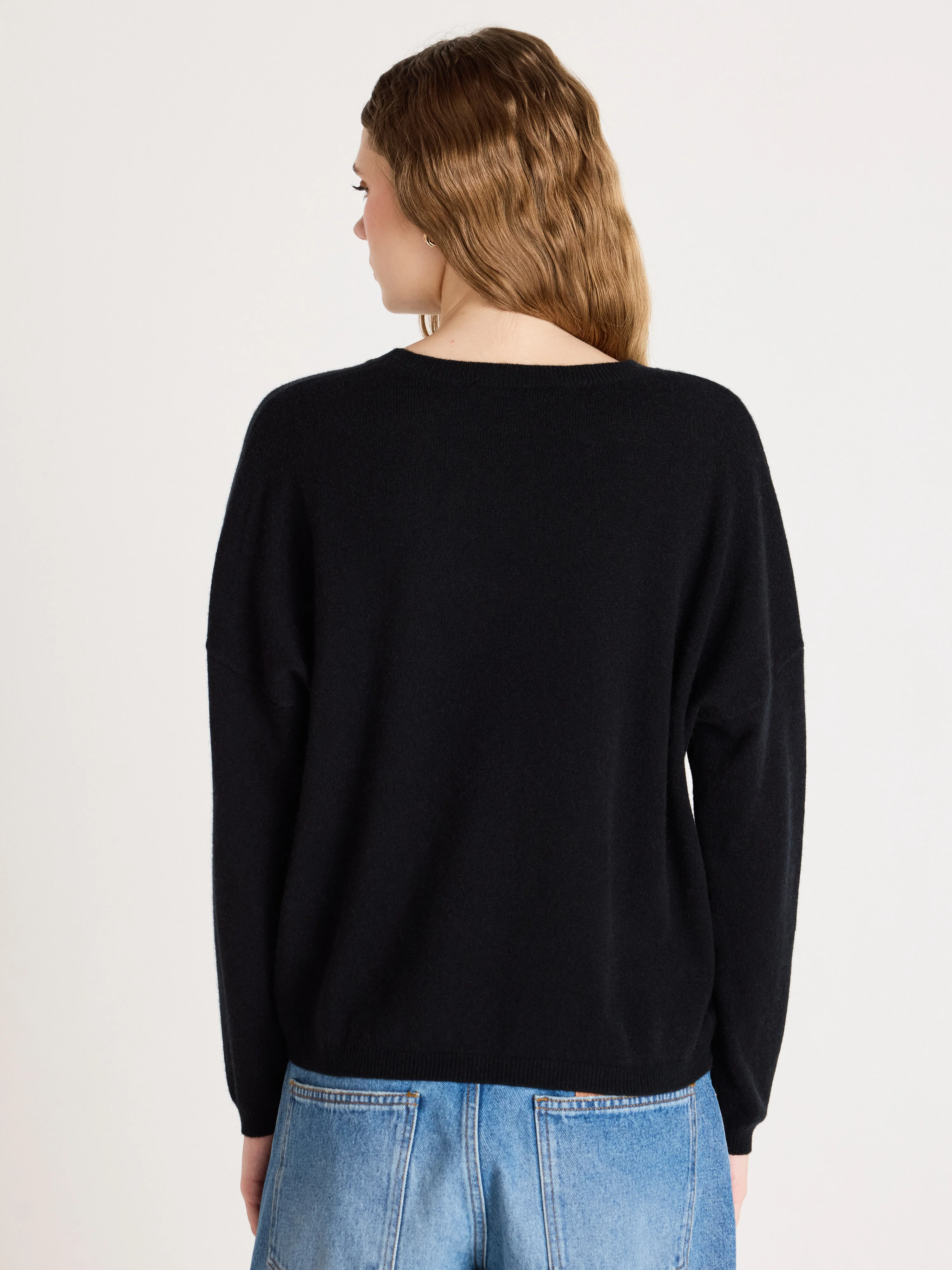 ABSOLUT CASHMERE Kaira Sweater in Black