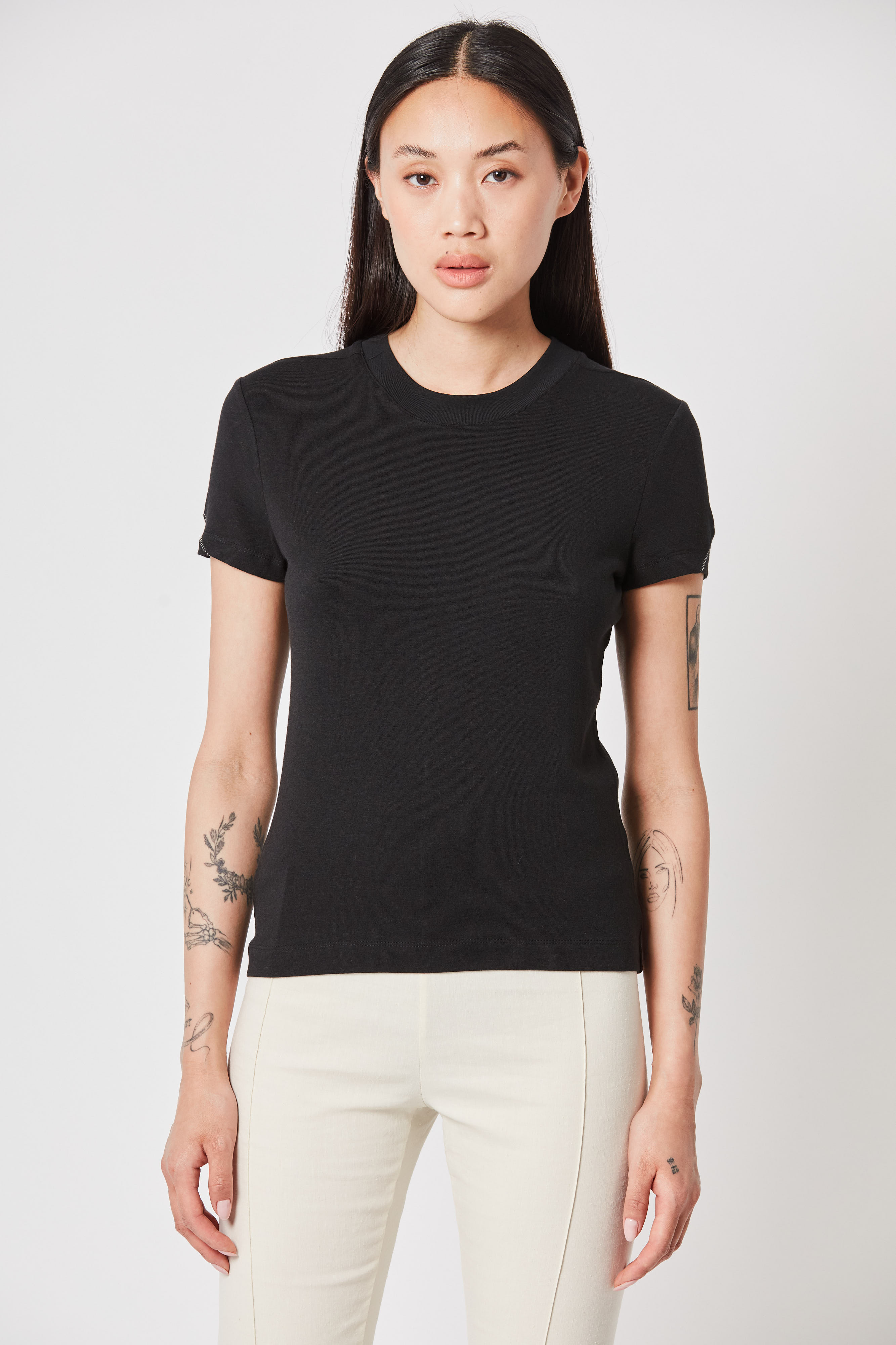 Thom Krom T-Shirt with Stitches in Black