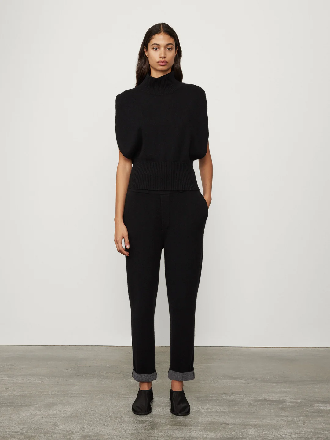 LISA YANG Zaya Cashmere Top in Black