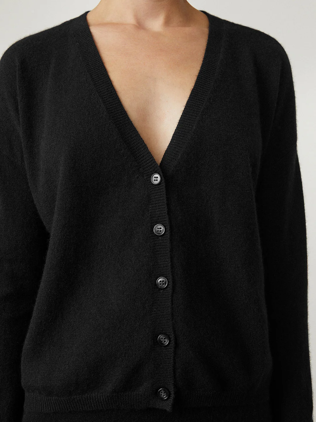 LISA YANG Abby Cashmere Cardigan in Black