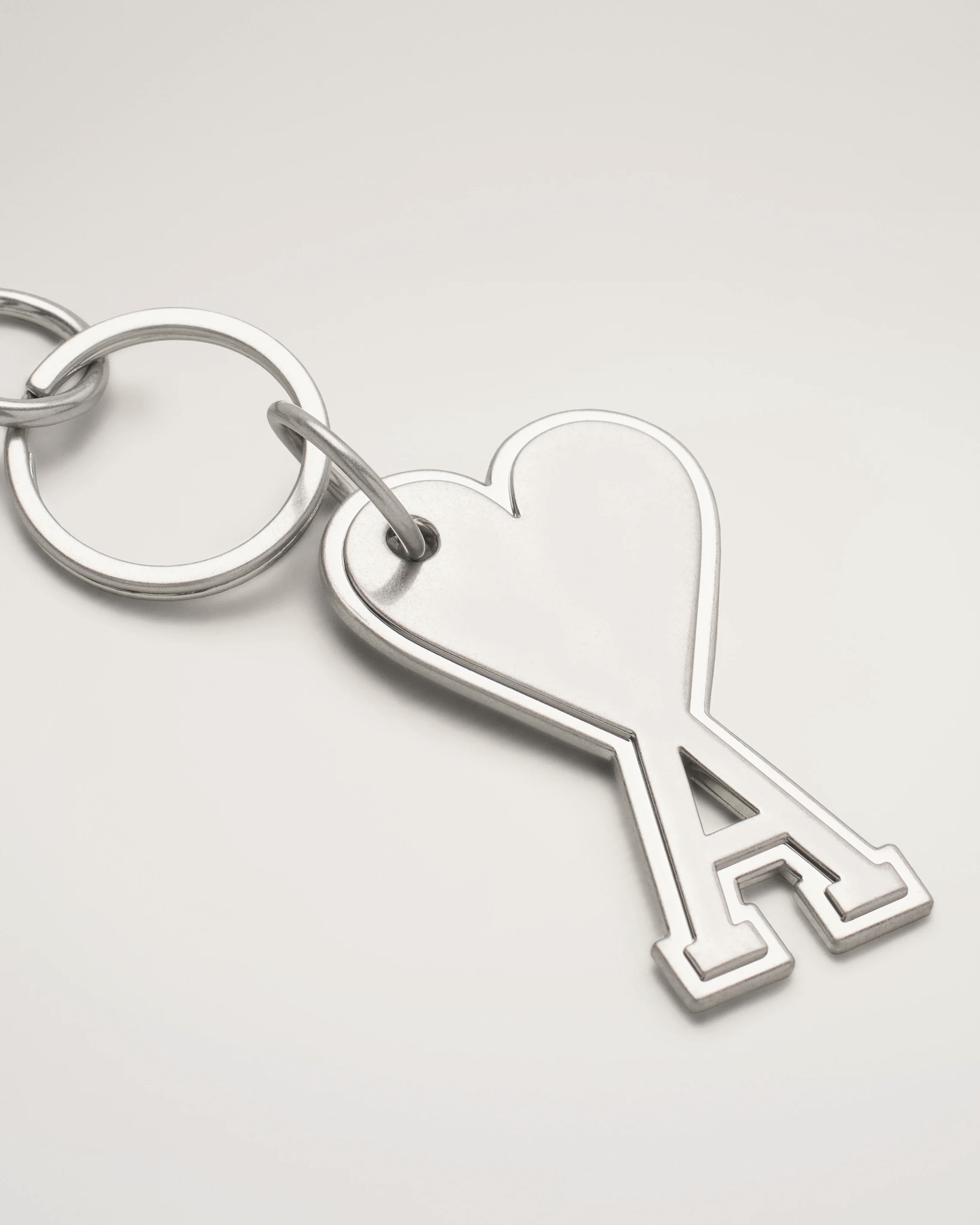AMI PARIS de Coeur Keyring in Vibrated Silver