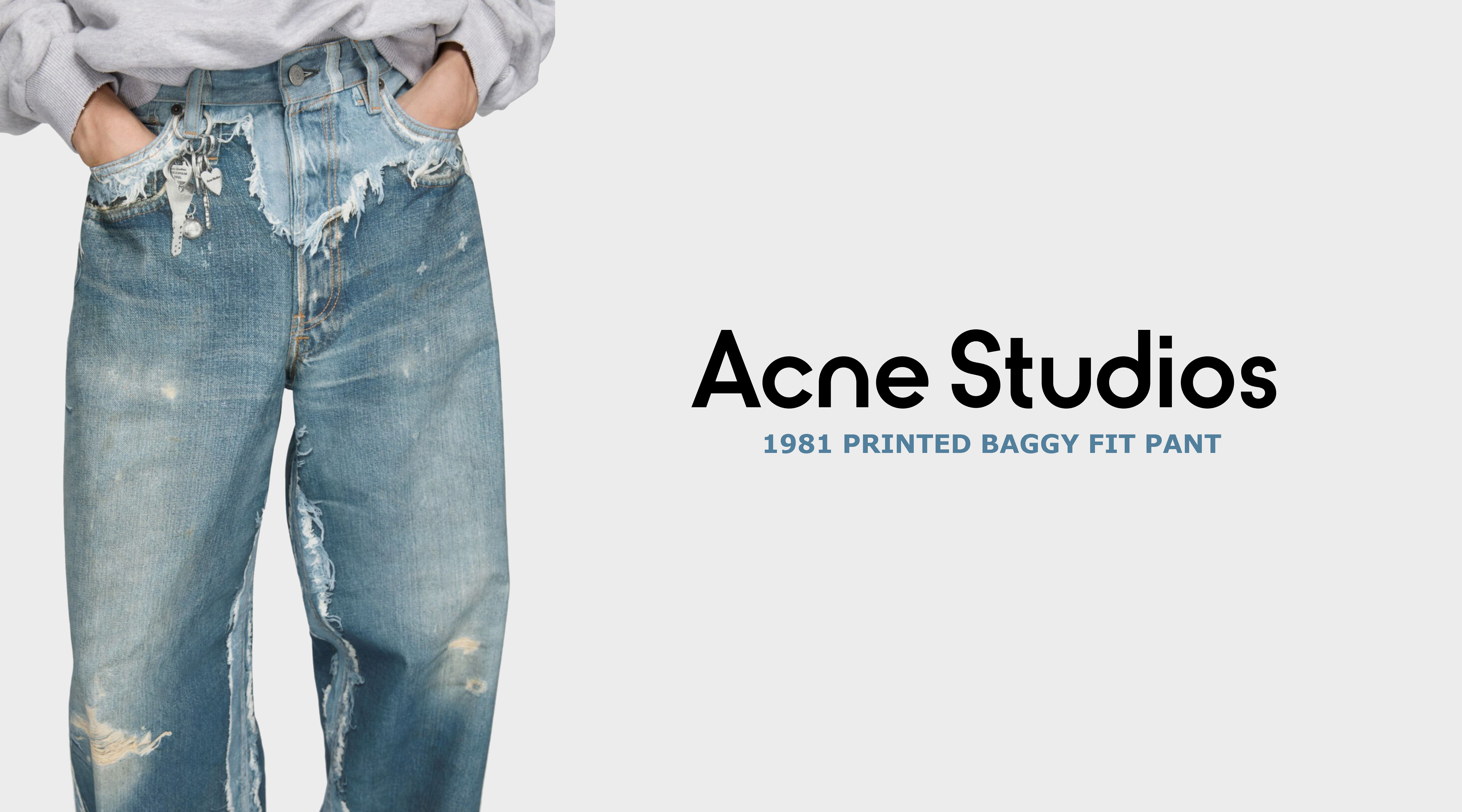 mensch der eine geprintete hose von acne studios trägt