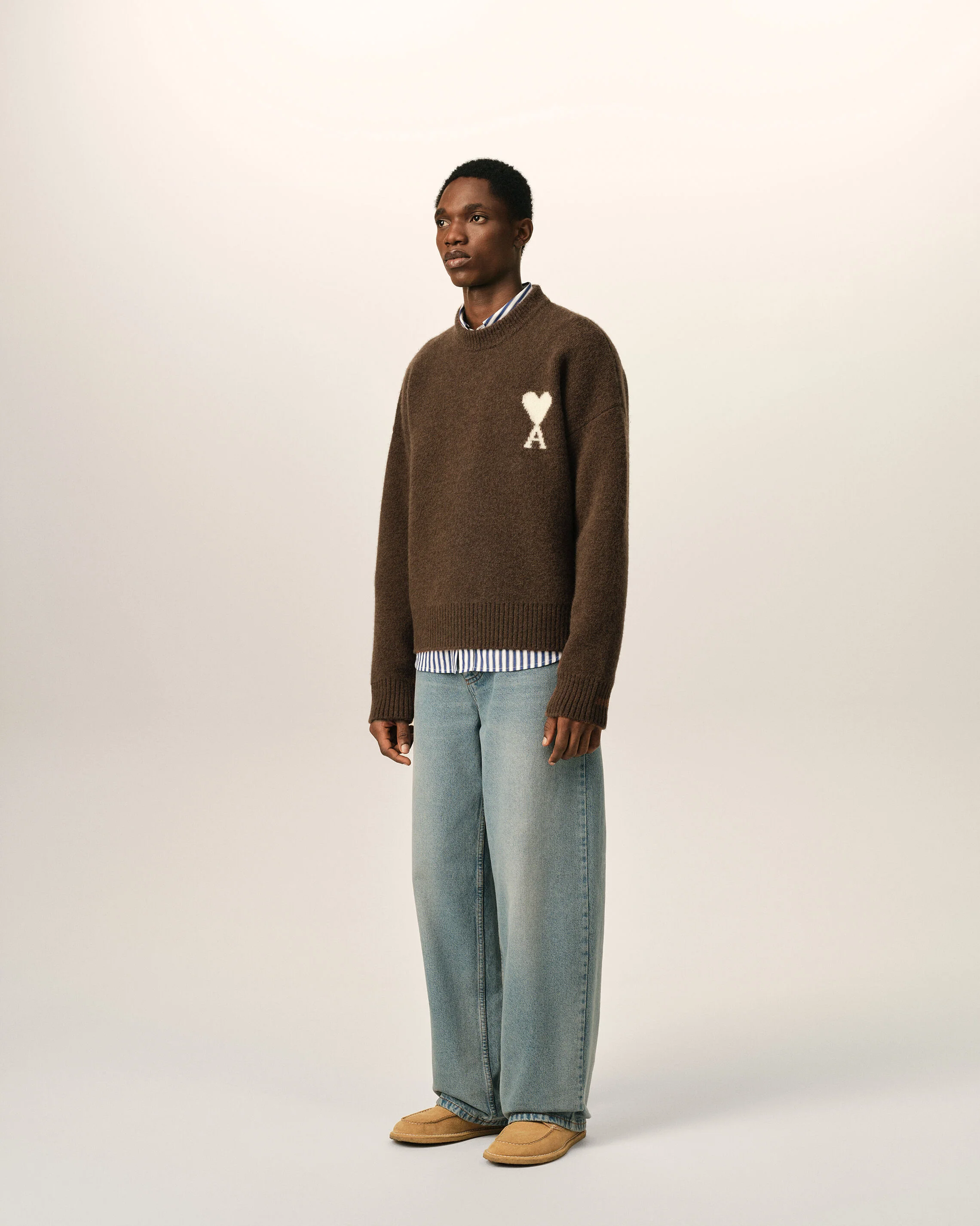 AMI PARIS de Coeur Heavy Knit Sweater in Chocolate Brown / Off White
