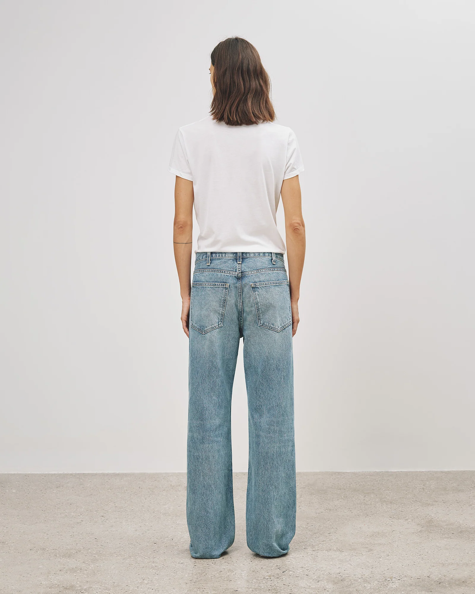 NILI LOTAN Mitchell Jeans in Summer Wash 29