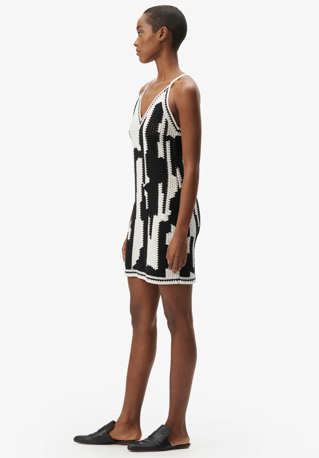 LALA BERLIN Dress in Black/White Crochet L