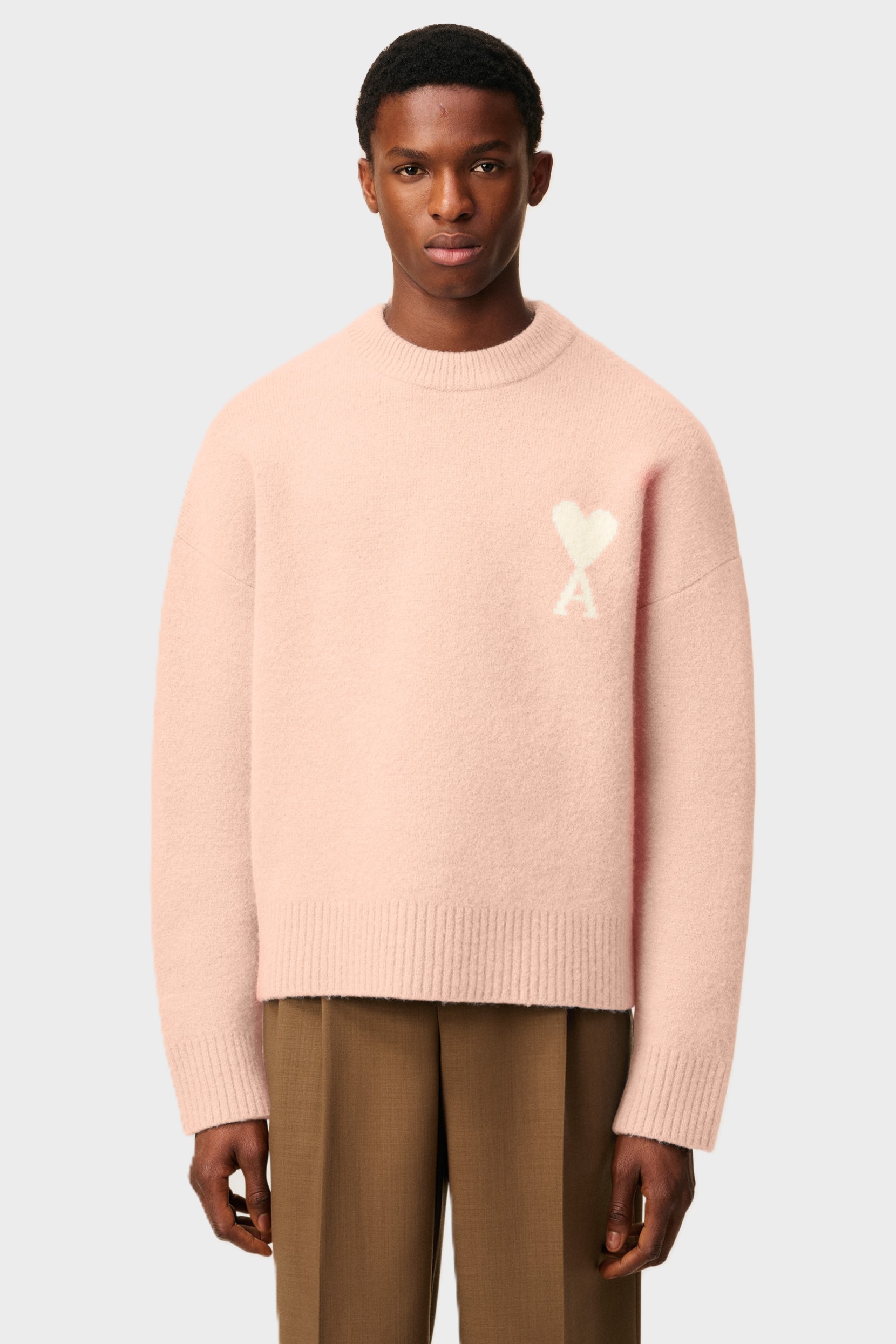 AMI PARIS de Coeur Knit Pullover in Powder/Off White