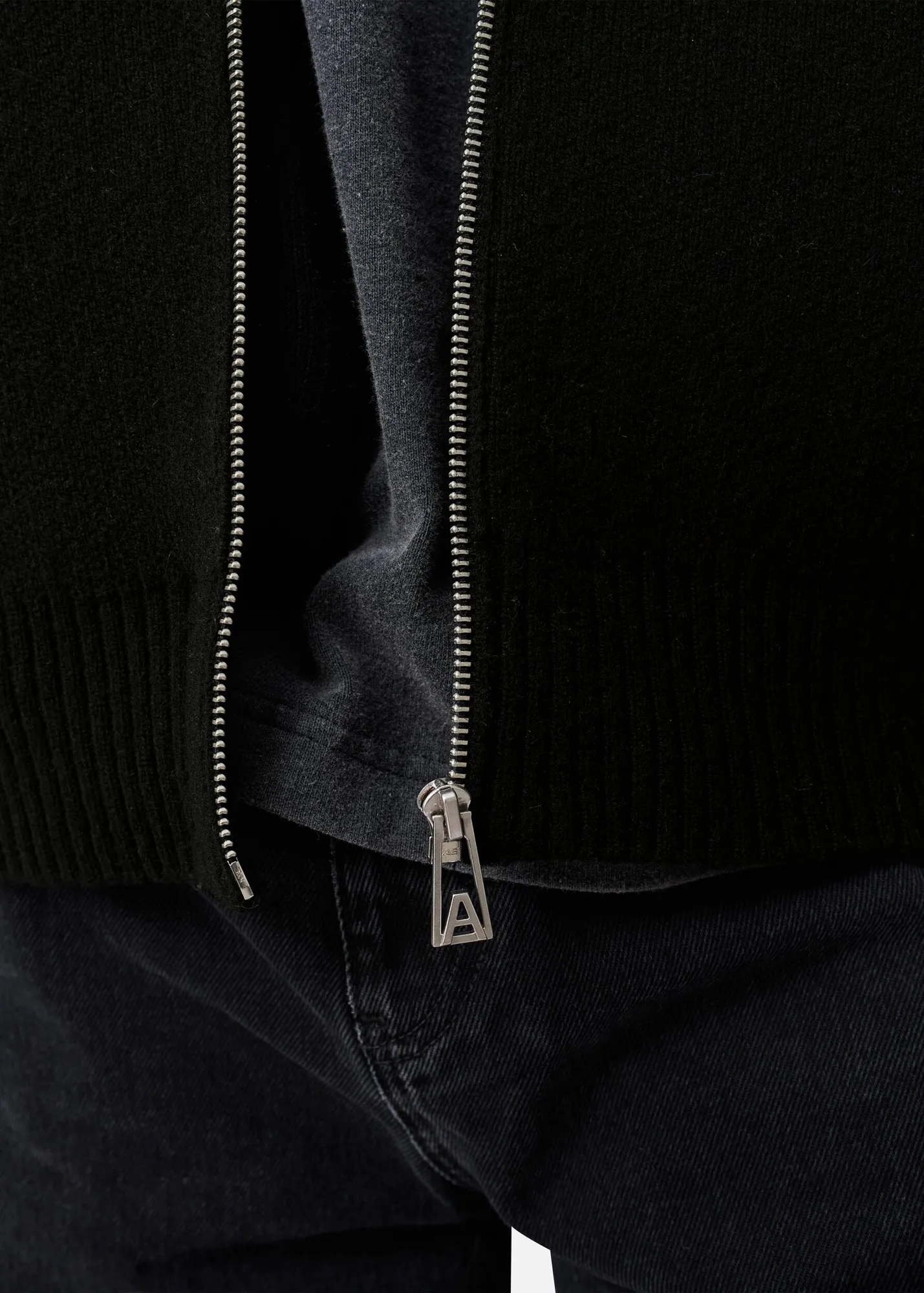 AXEL ARIGATO Heavy Knit Zip Jacket in Black