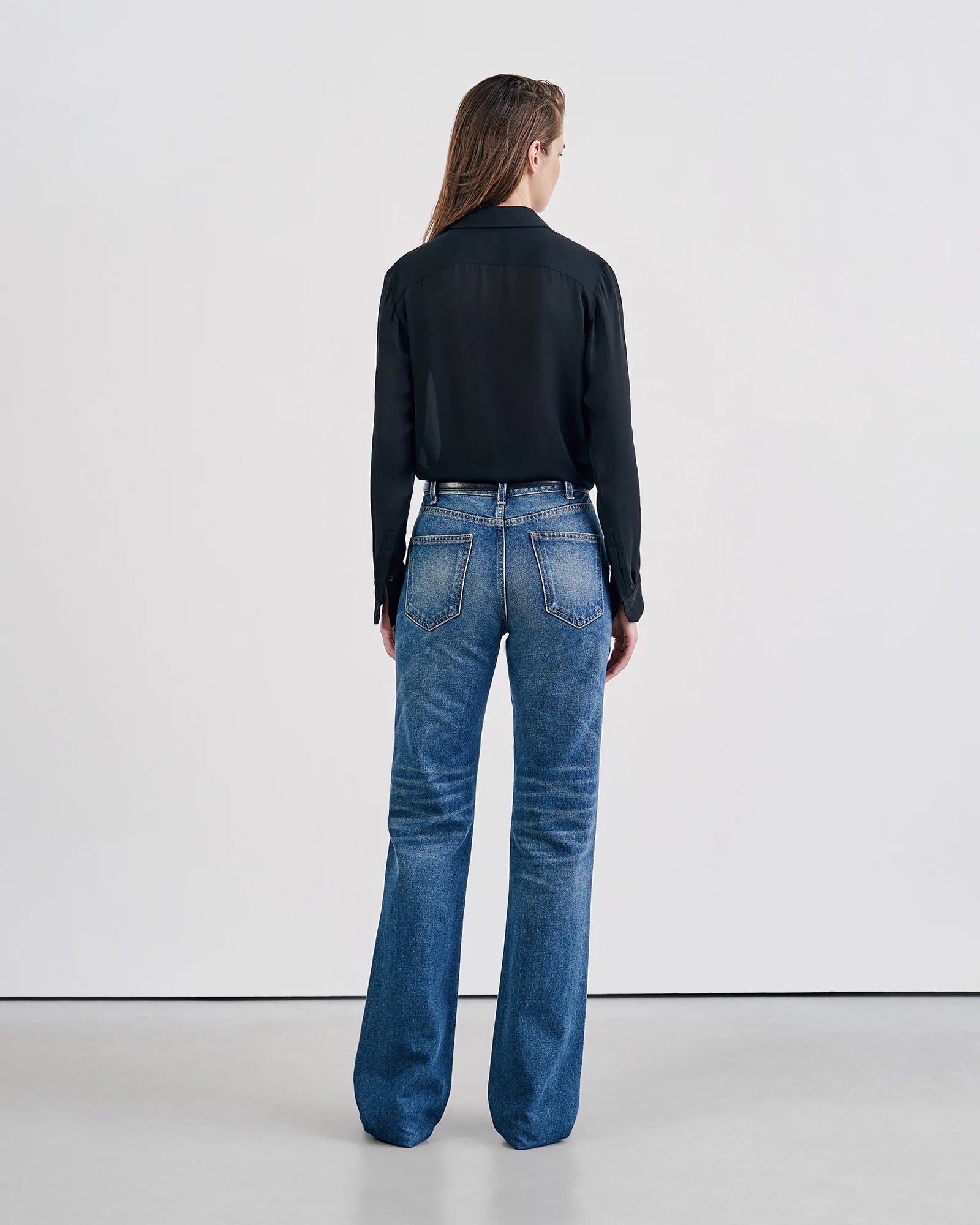 NILI LOTAN Joan Jeans in Simon Wash 27