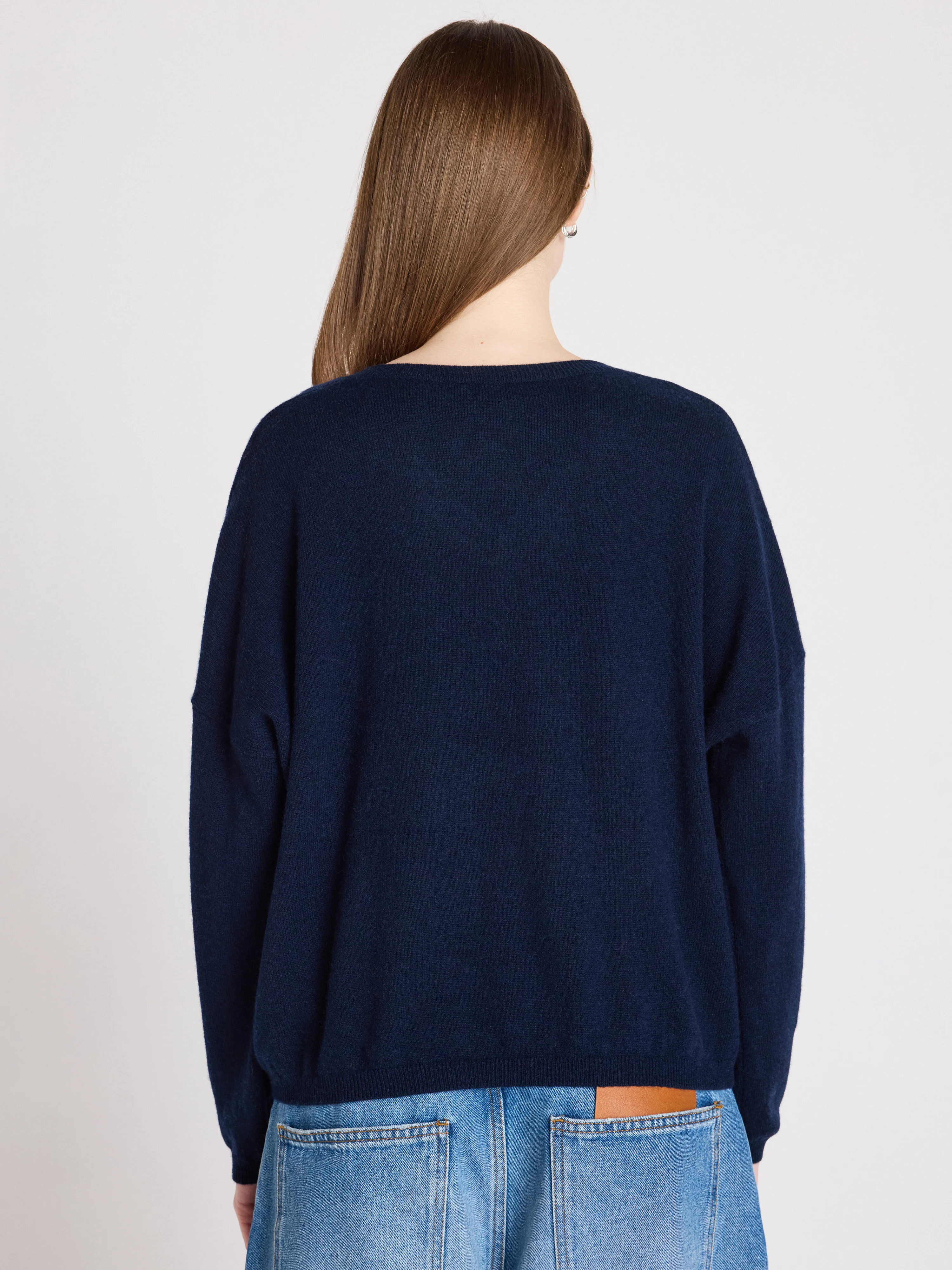 ABSOLUT CASHMERE V-Neck Sweater in Navy