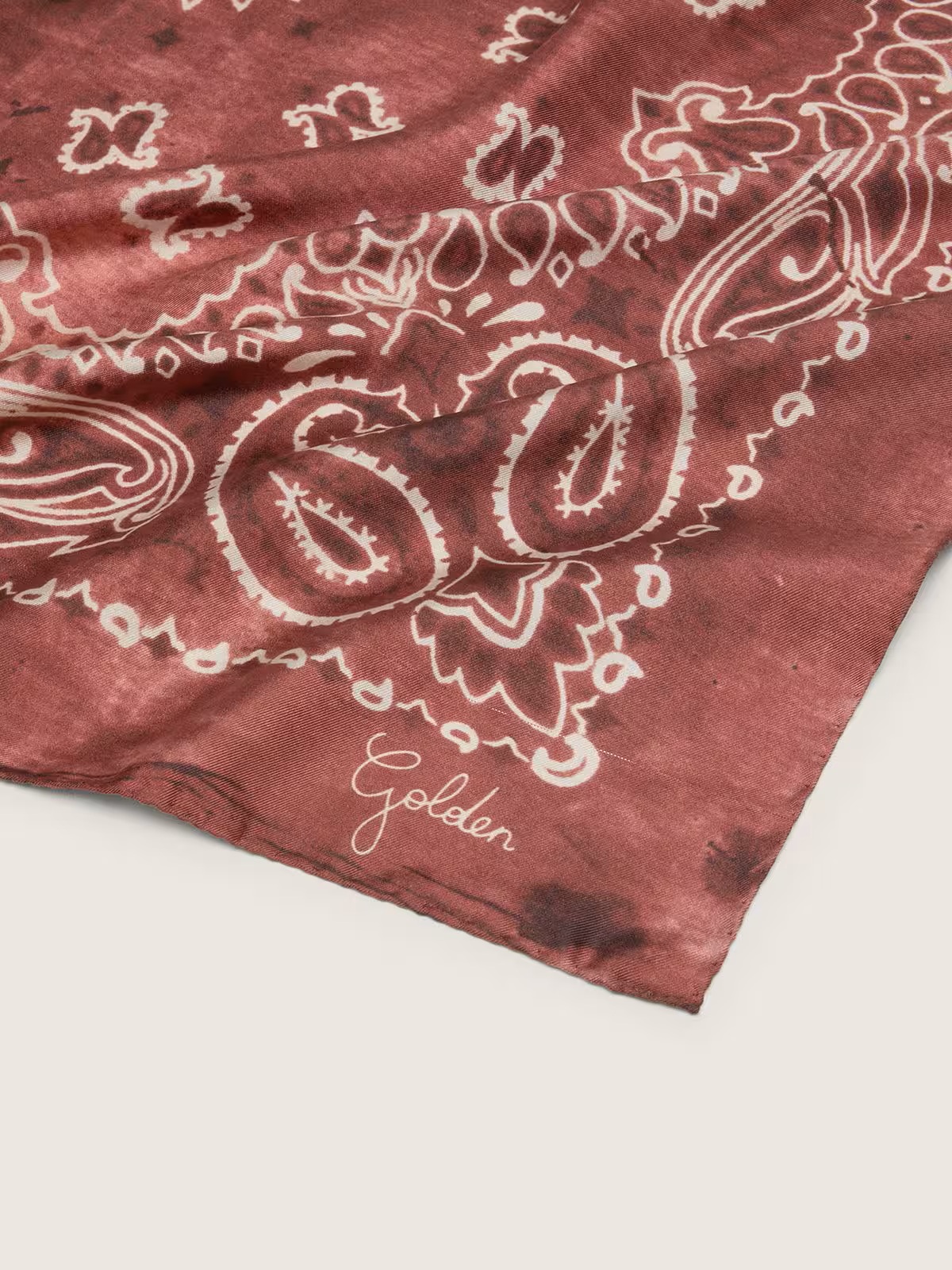 GOLDEN GOOSE Paisley-Patterned Silk Foulard in Burgundy