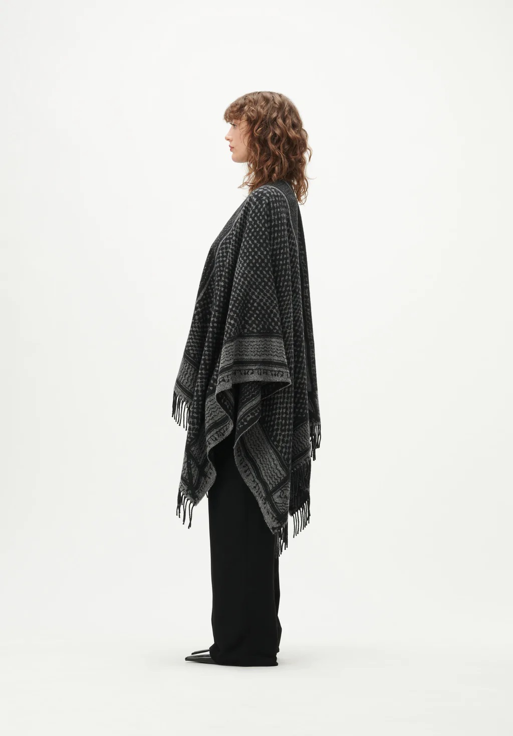 Lala Berlin Poncho Pinya Black/Grey