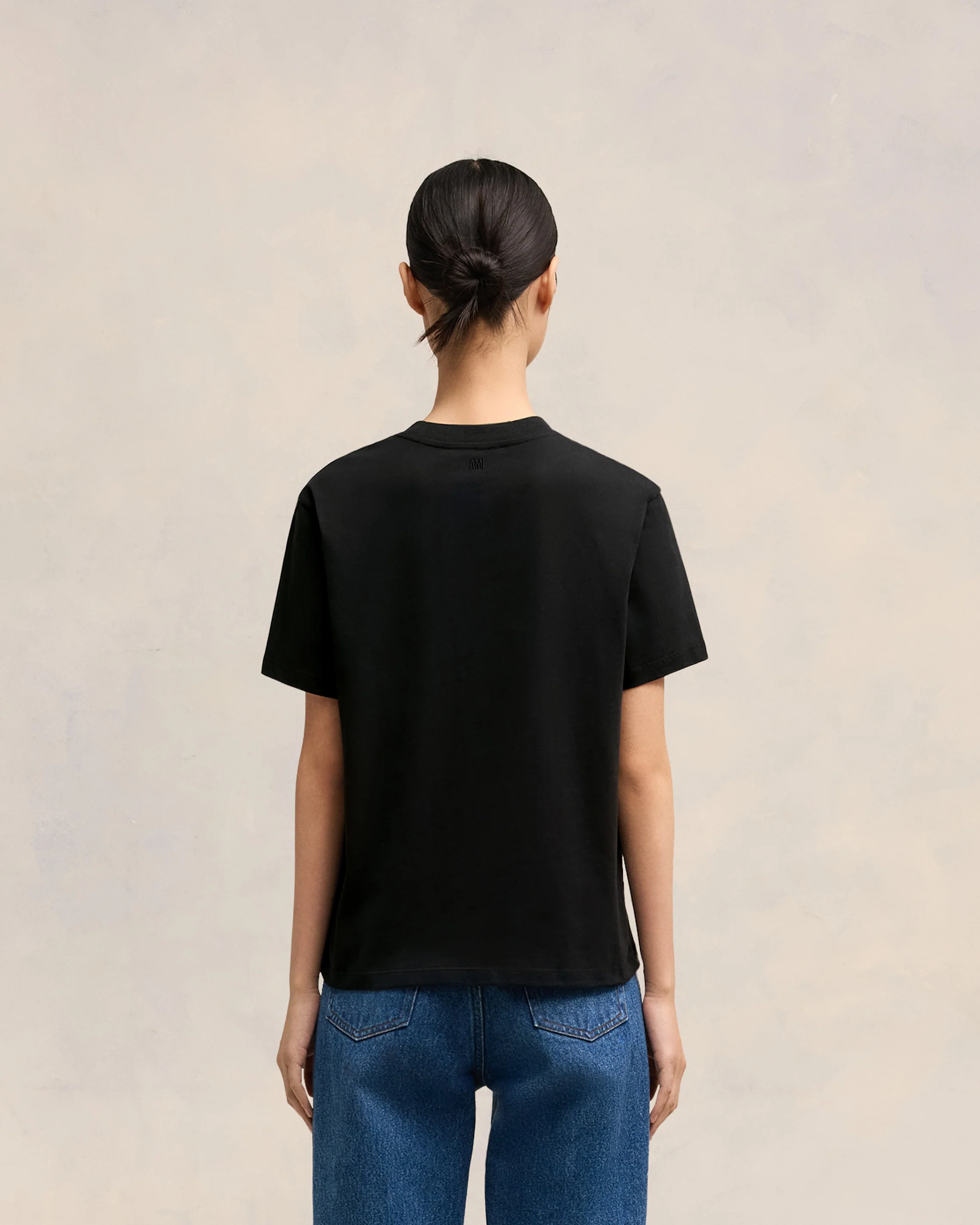 AMI PARIS de Coeur Classic Fit T-Shirt in Black XXS AMI PARIS de Coeur Classic Fit T-Shirt in Black M