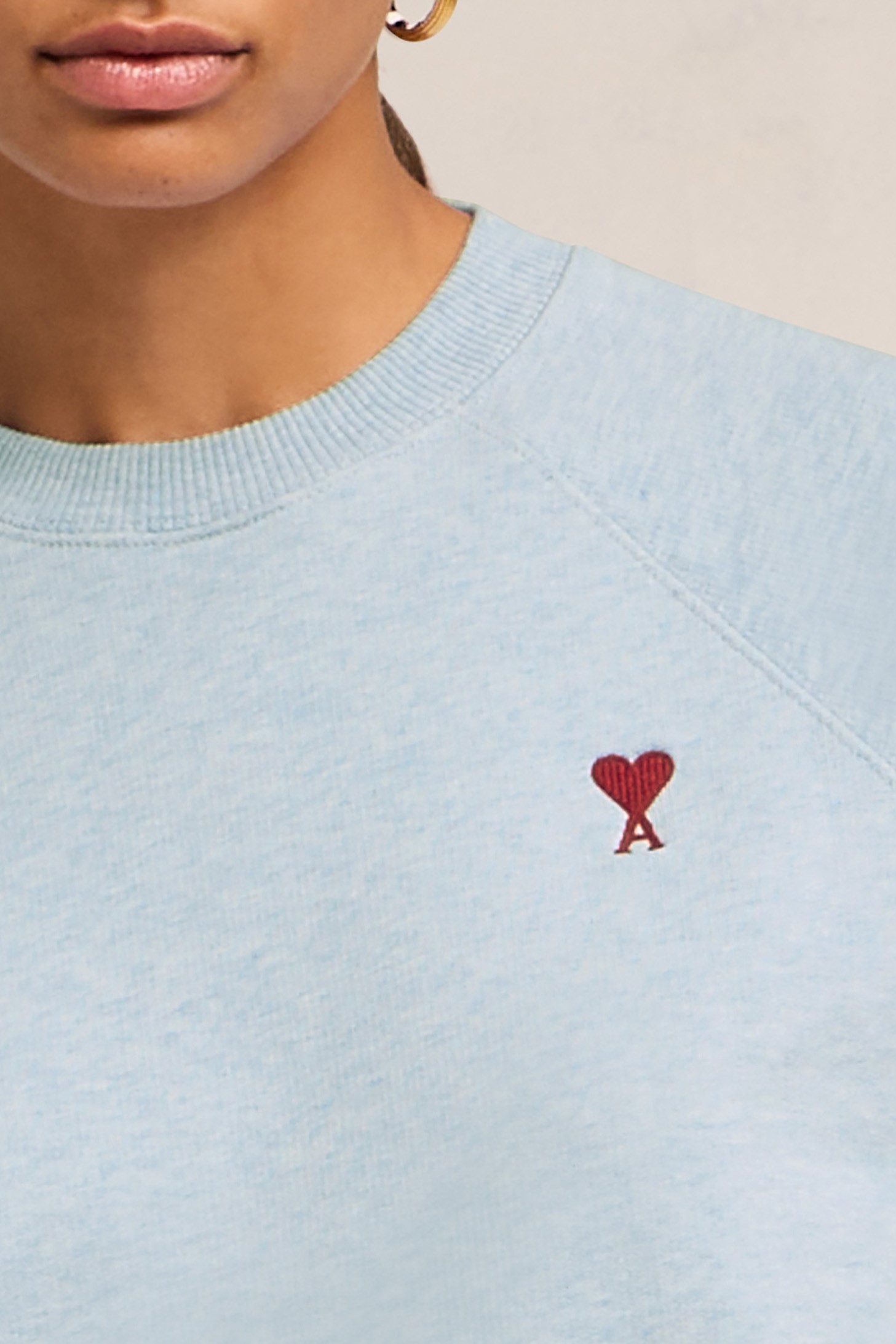AMI PARIS de Coeur Sweatshirt in Heather Blue